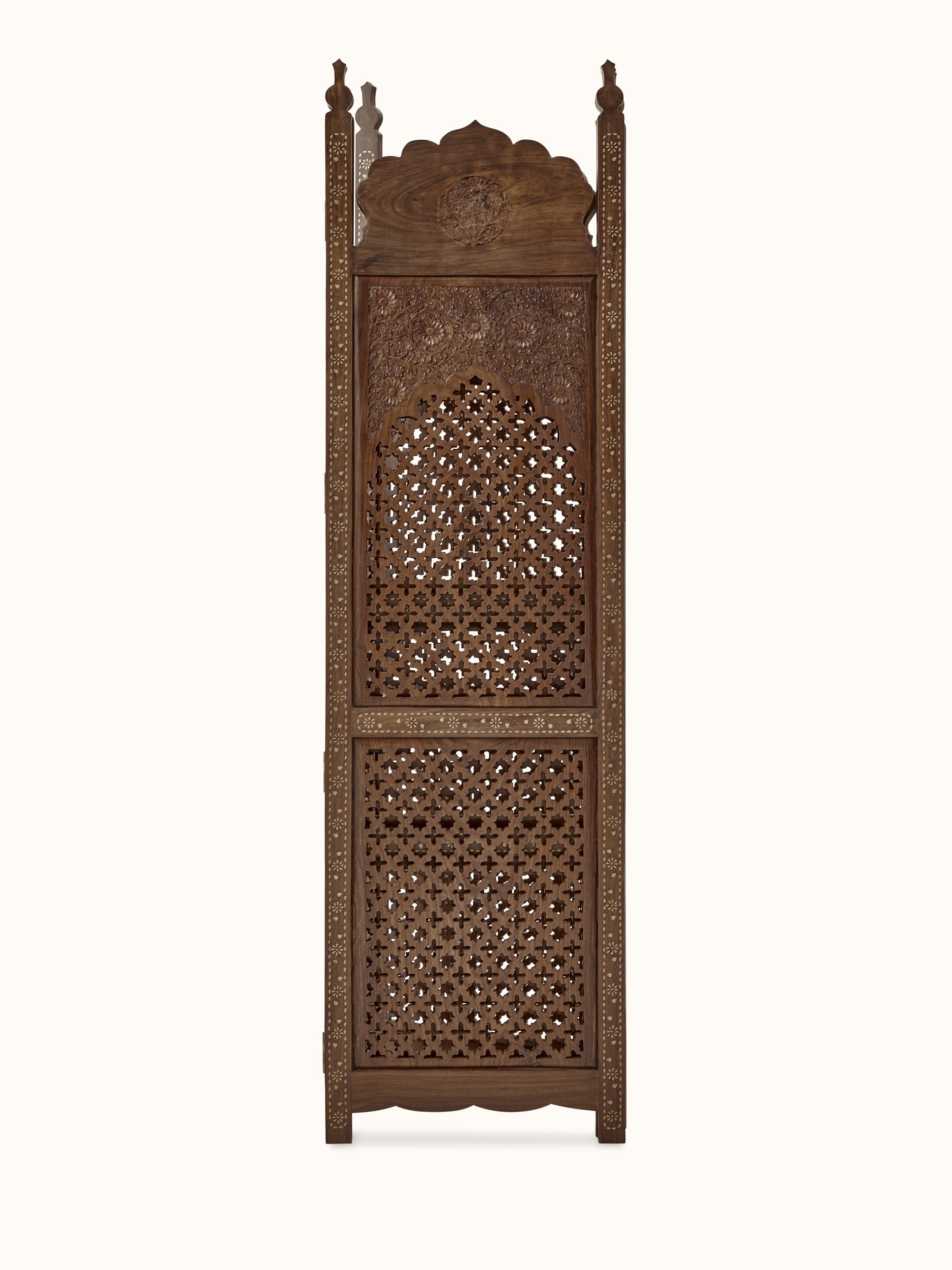 Detailed shot of the carved Sheesham wood partition screen, focusing on the design patterns and carving details.