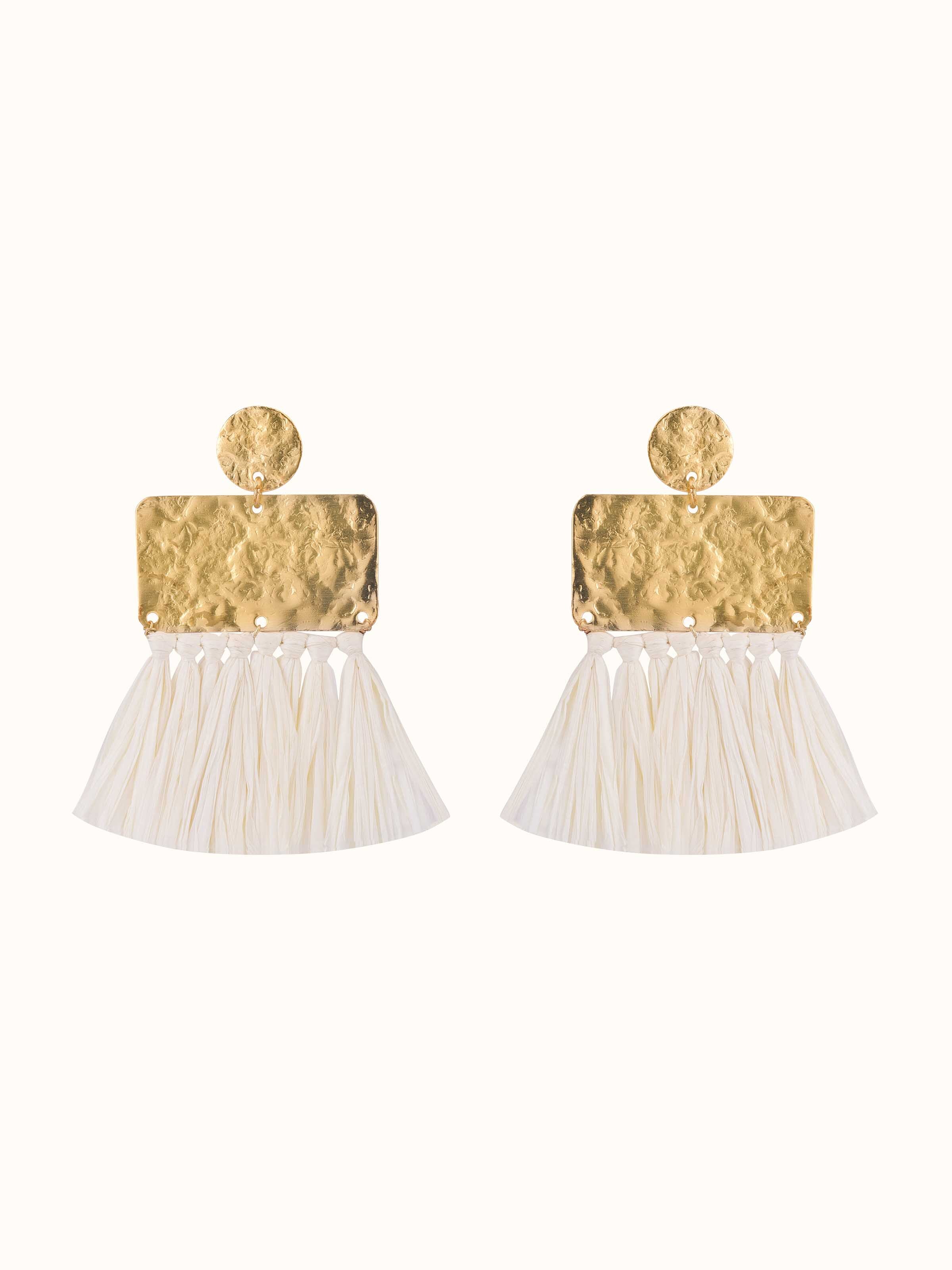 Front view of Raffia Fibre Drop Earrings highlighting the natural texture and lightweight design.