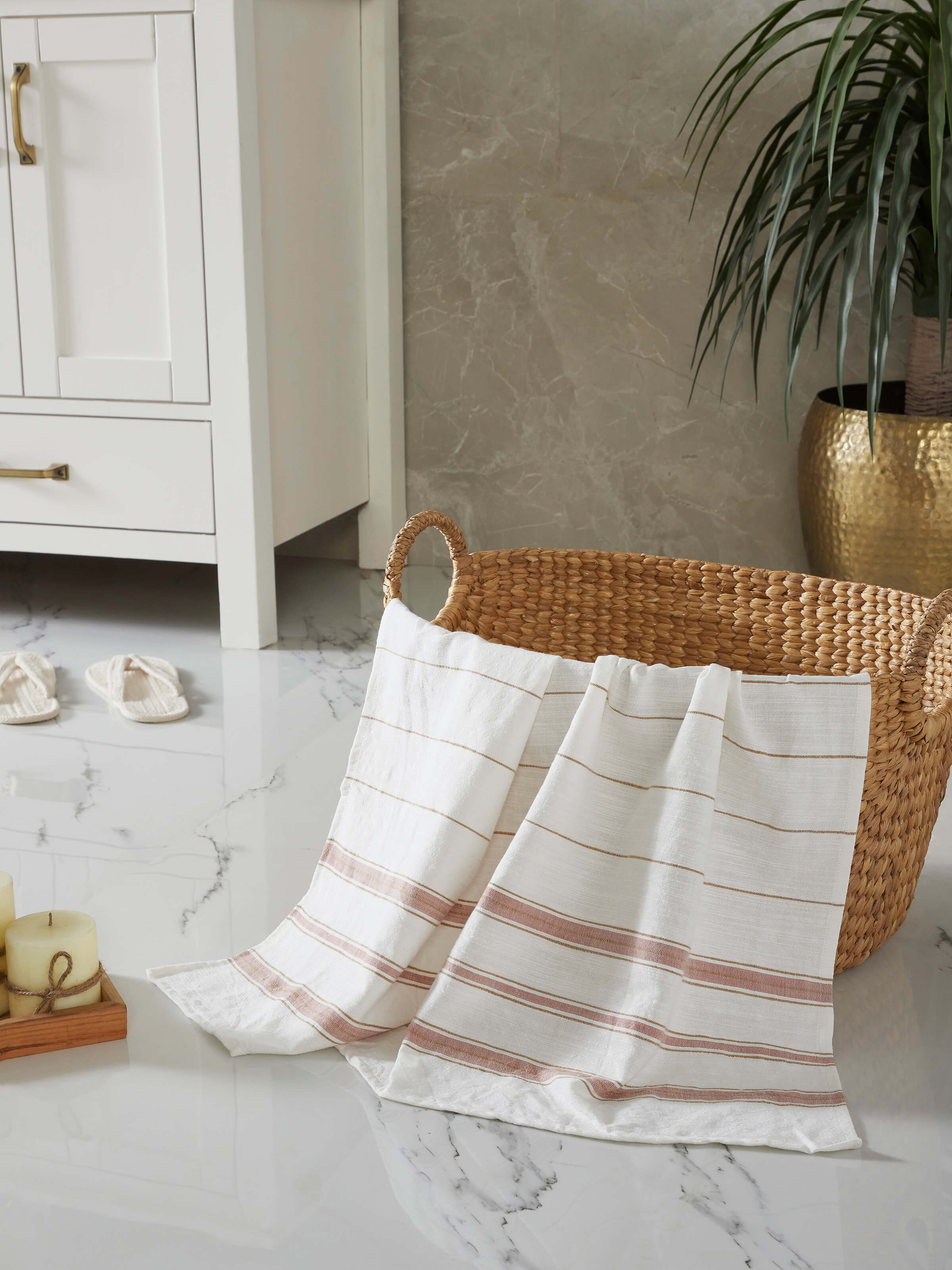 Close-up of Adrita white stripe cotton bath towel (M) emphasizing the soft cotton texture and elegant stripe pattern.