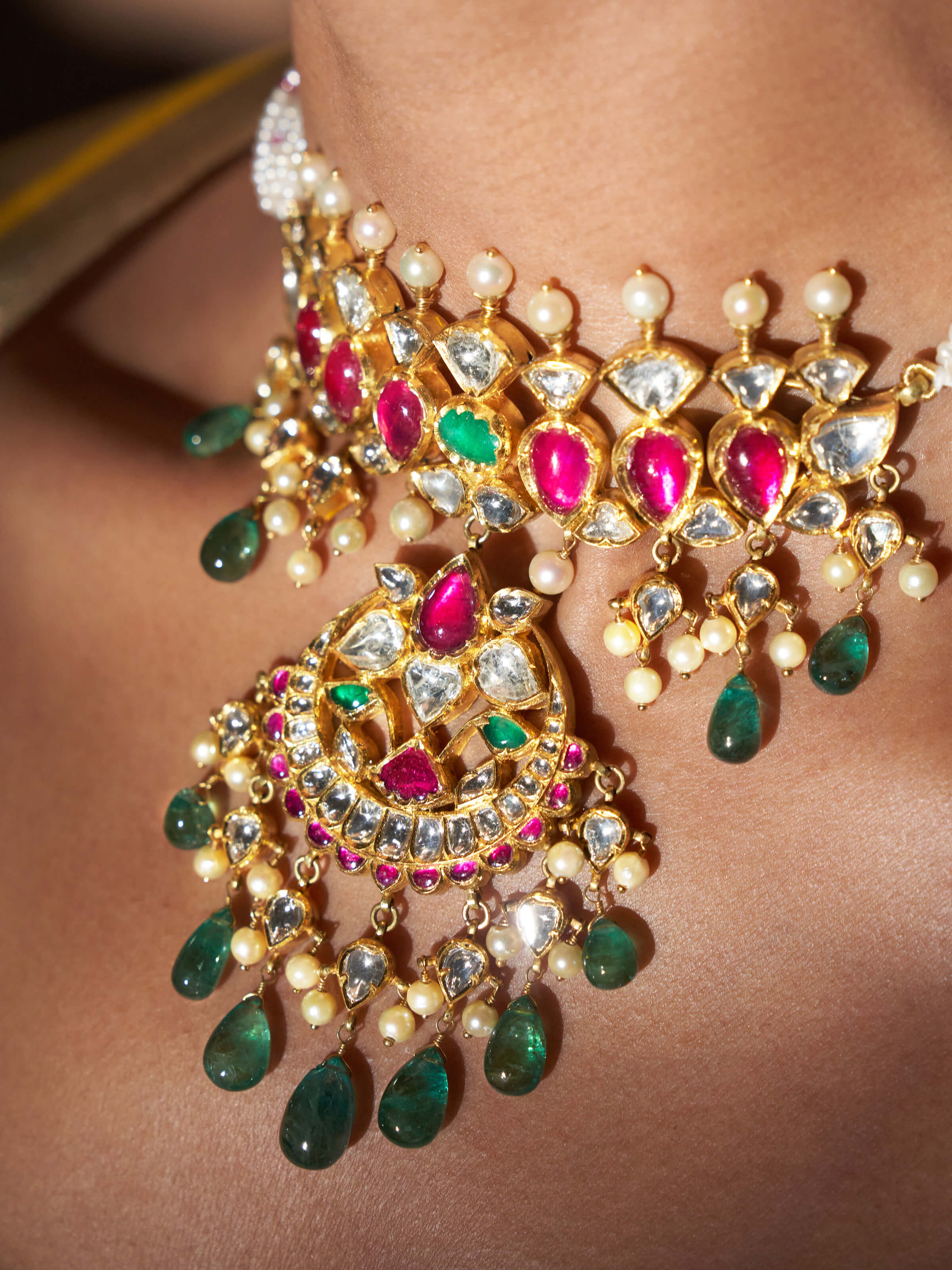 Close-up of Jadau 18 karat gold choker showing unique craftsmanship