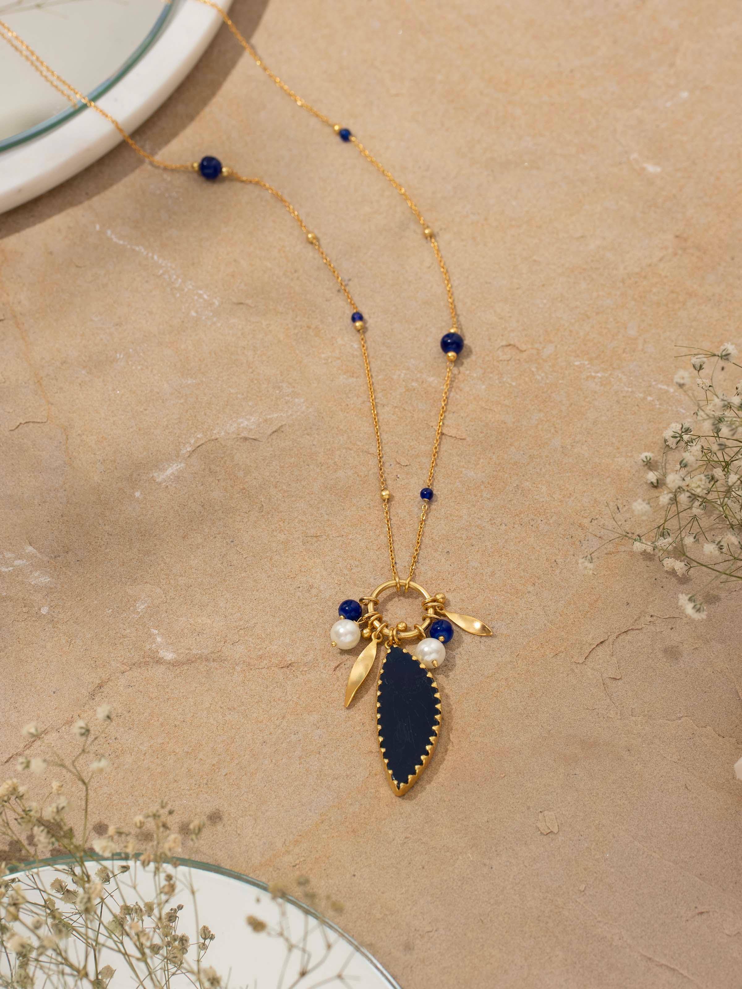Detailed view of Agate long necklace highlighting agate stones
