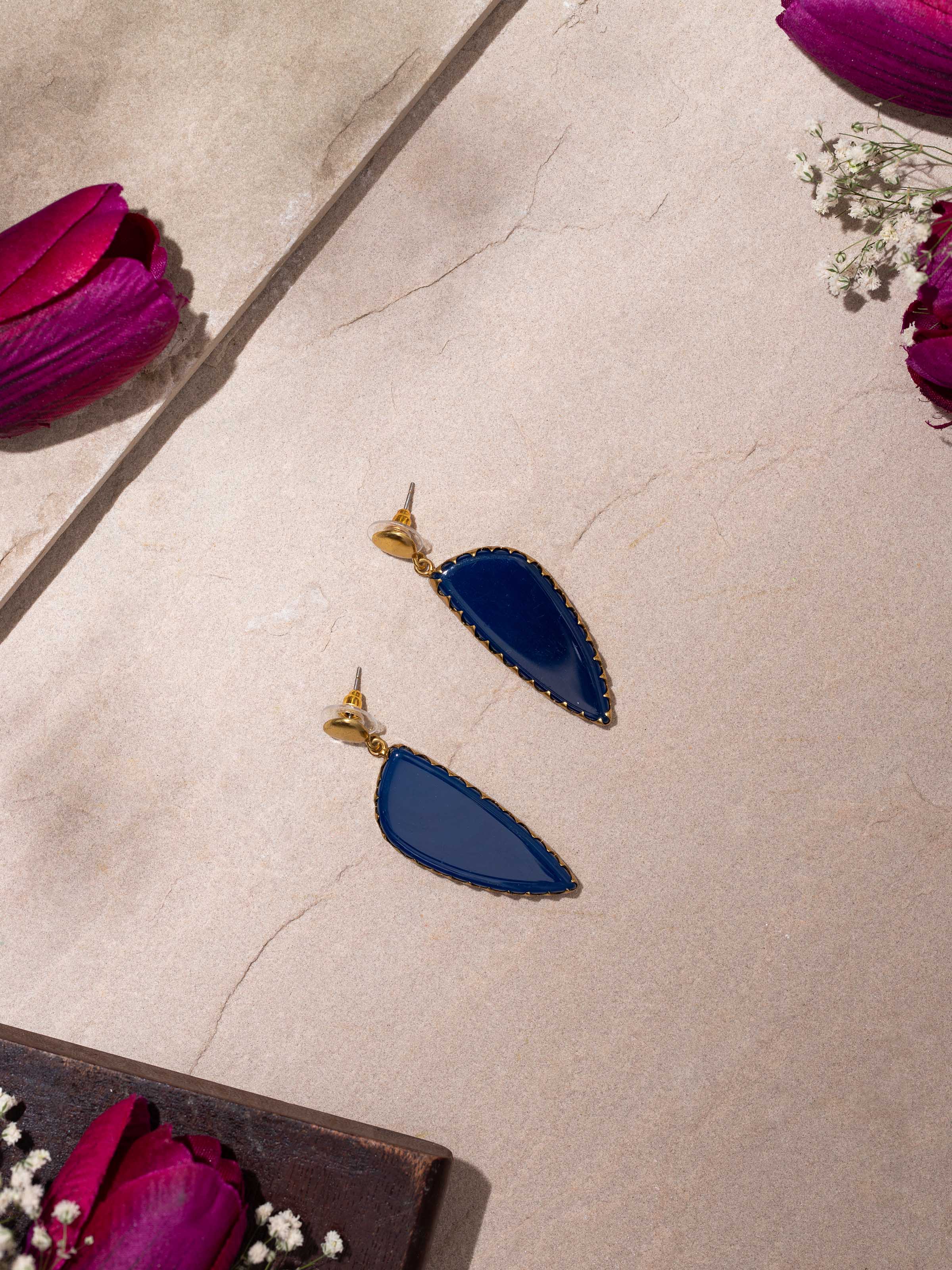 Close-up of Agate Drop Earrings showcasing the beautiful agate stones and detailed metalwork.
