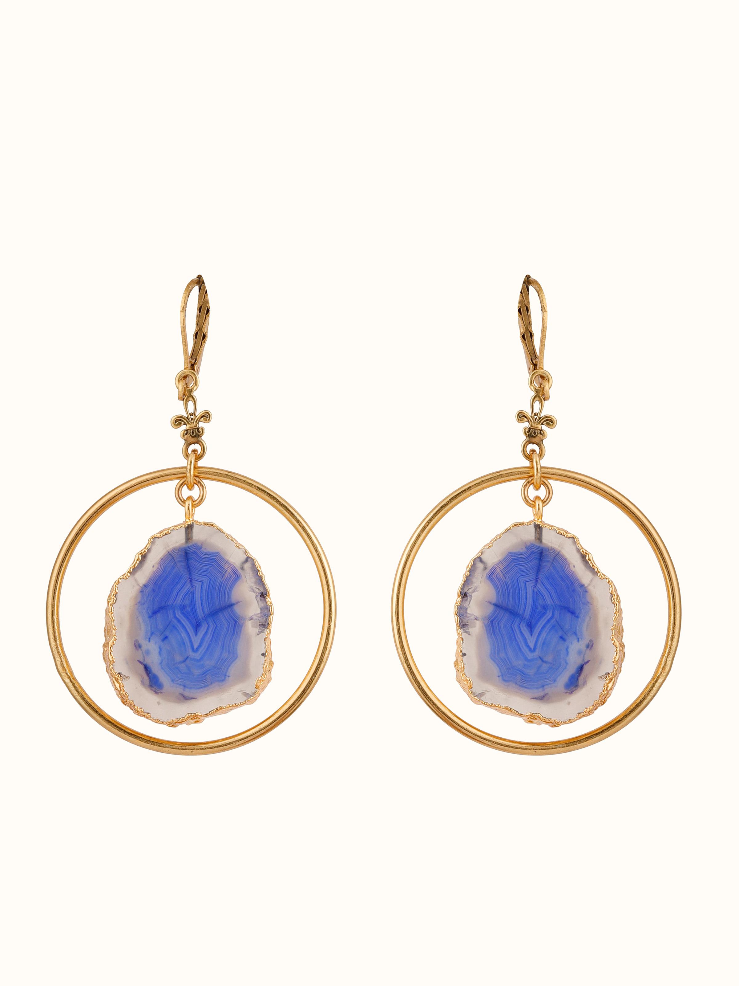 Front view of Agate drop earrings featuring elegant natural agate stones and stylish design.