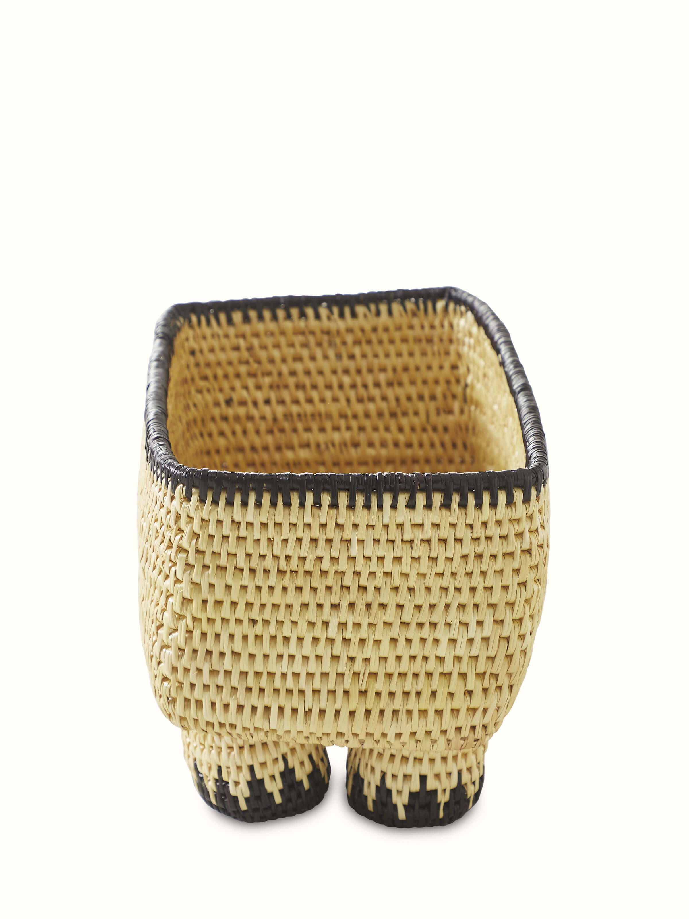 Alternate view of Sikki Grass Fruit Bowl in white showing different angles and design elements.