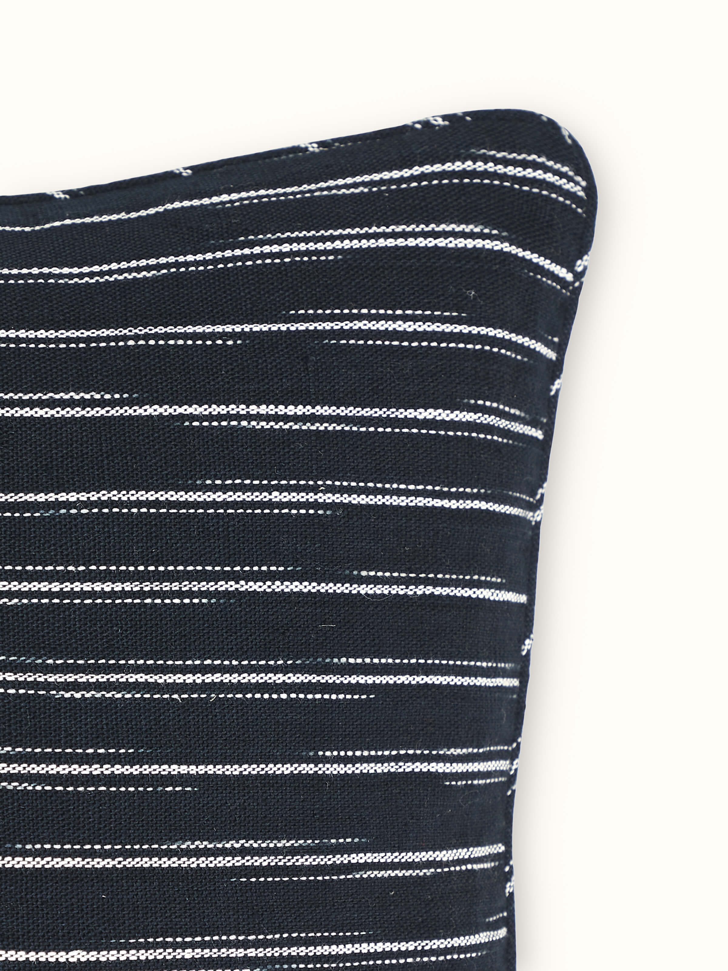 Detailed design of Krsna black Mridul cotton handloom cushion cover