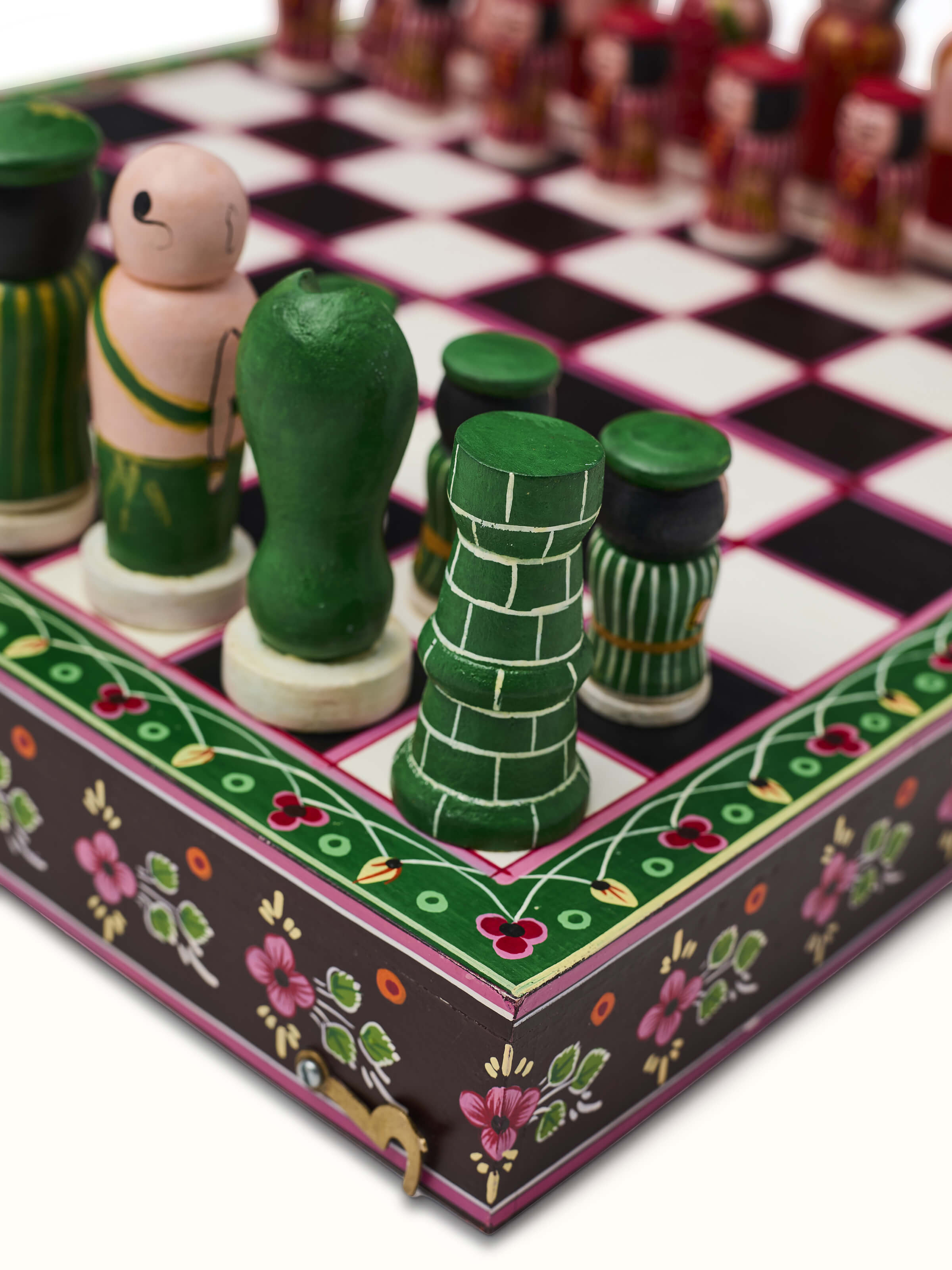 Side view of Ganjifa Cedar Wood Chess Set displaying the beautiful cedar wood finish.