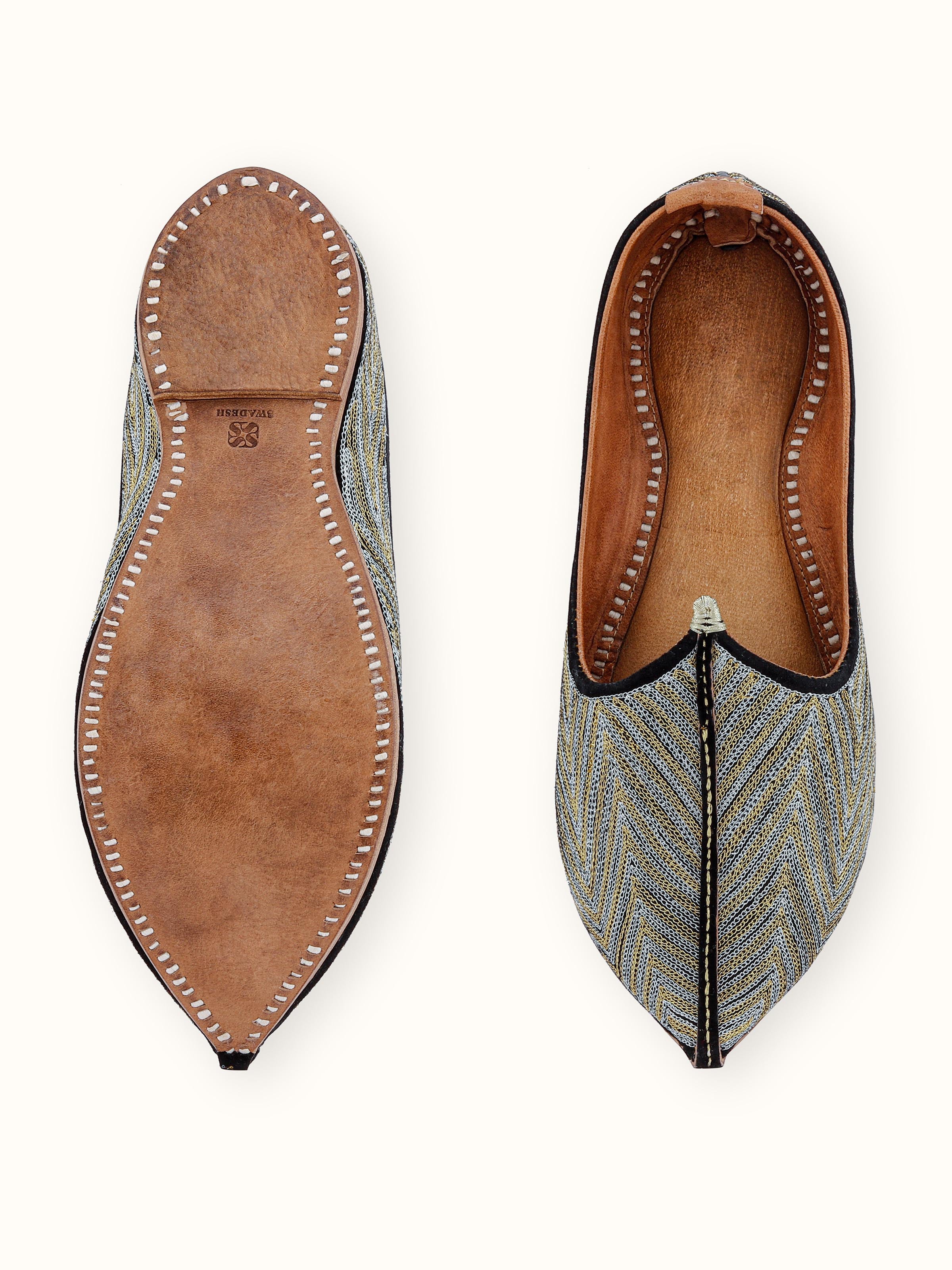 Top view of Black Leather Embroidered Jodhpuri Pagrakha displaying the inner lining and design.