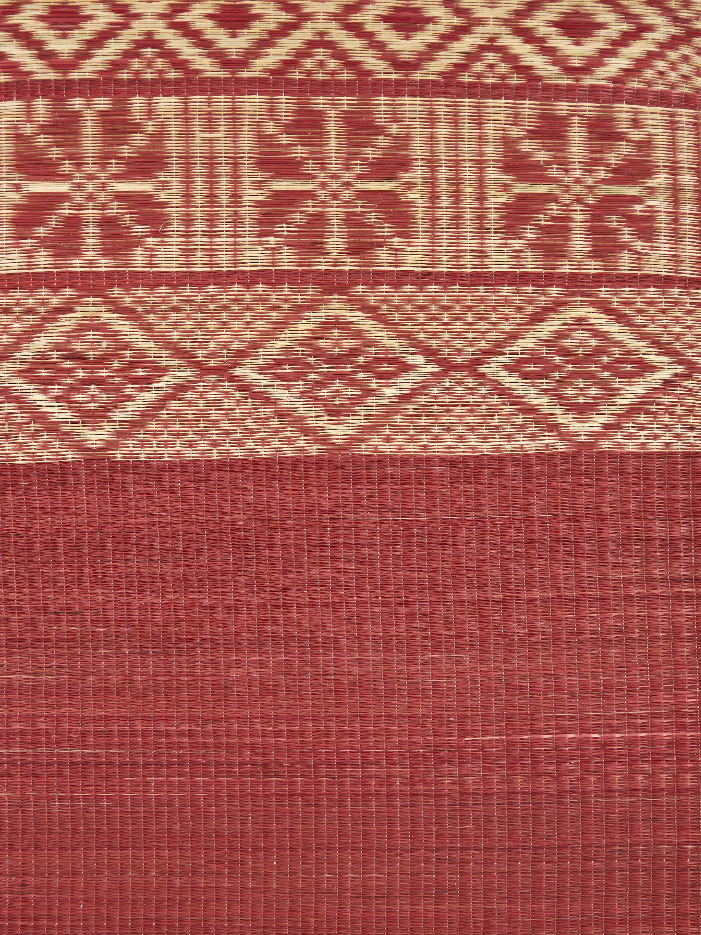 Side angle view showcasing weaving and natural tones – Prakriti eco-friendly table mats