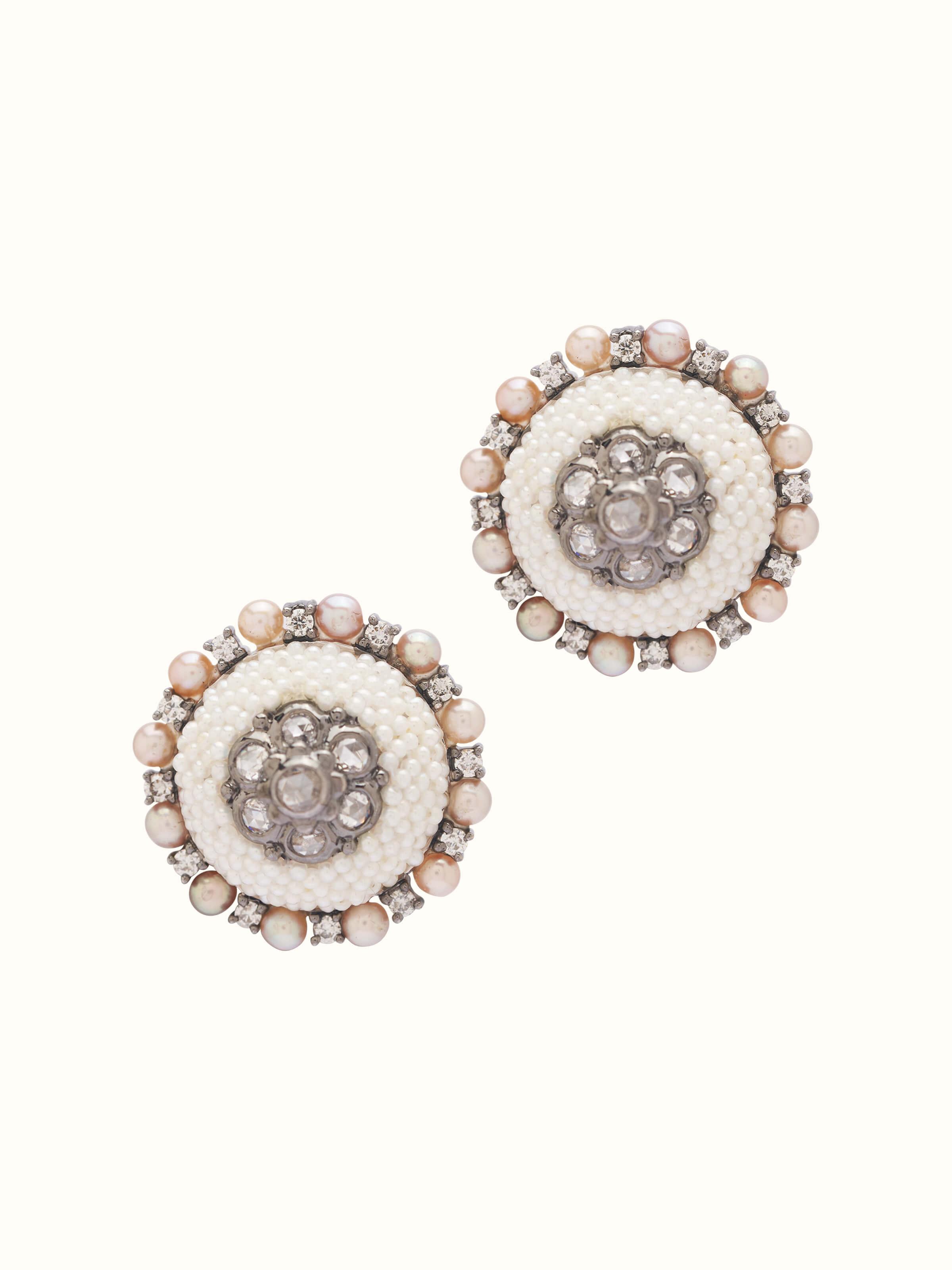 Pearl Pirohi 18 Karat Gold Studs
