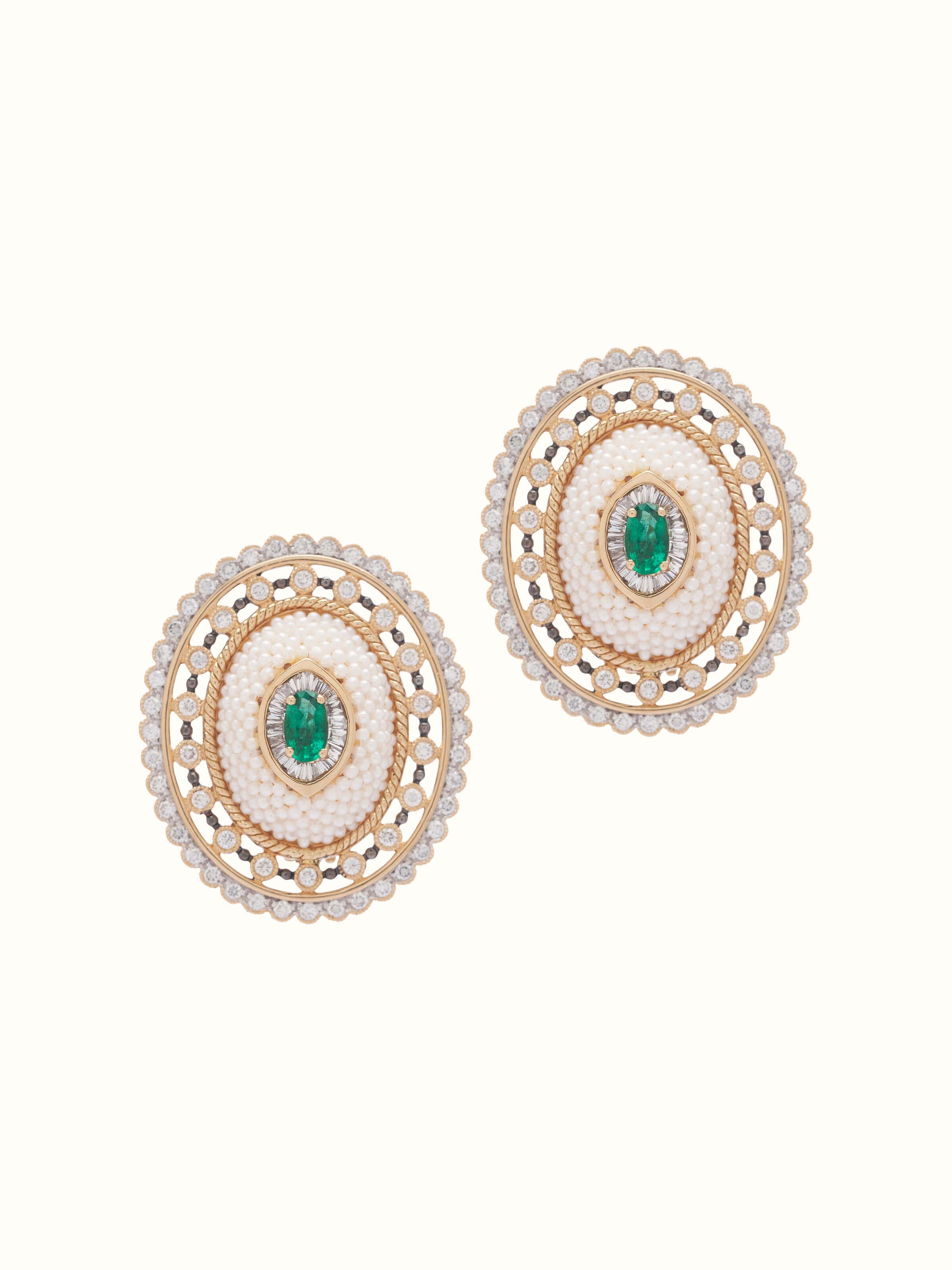 Pearl Pirohi 18 Karat Gold Studs