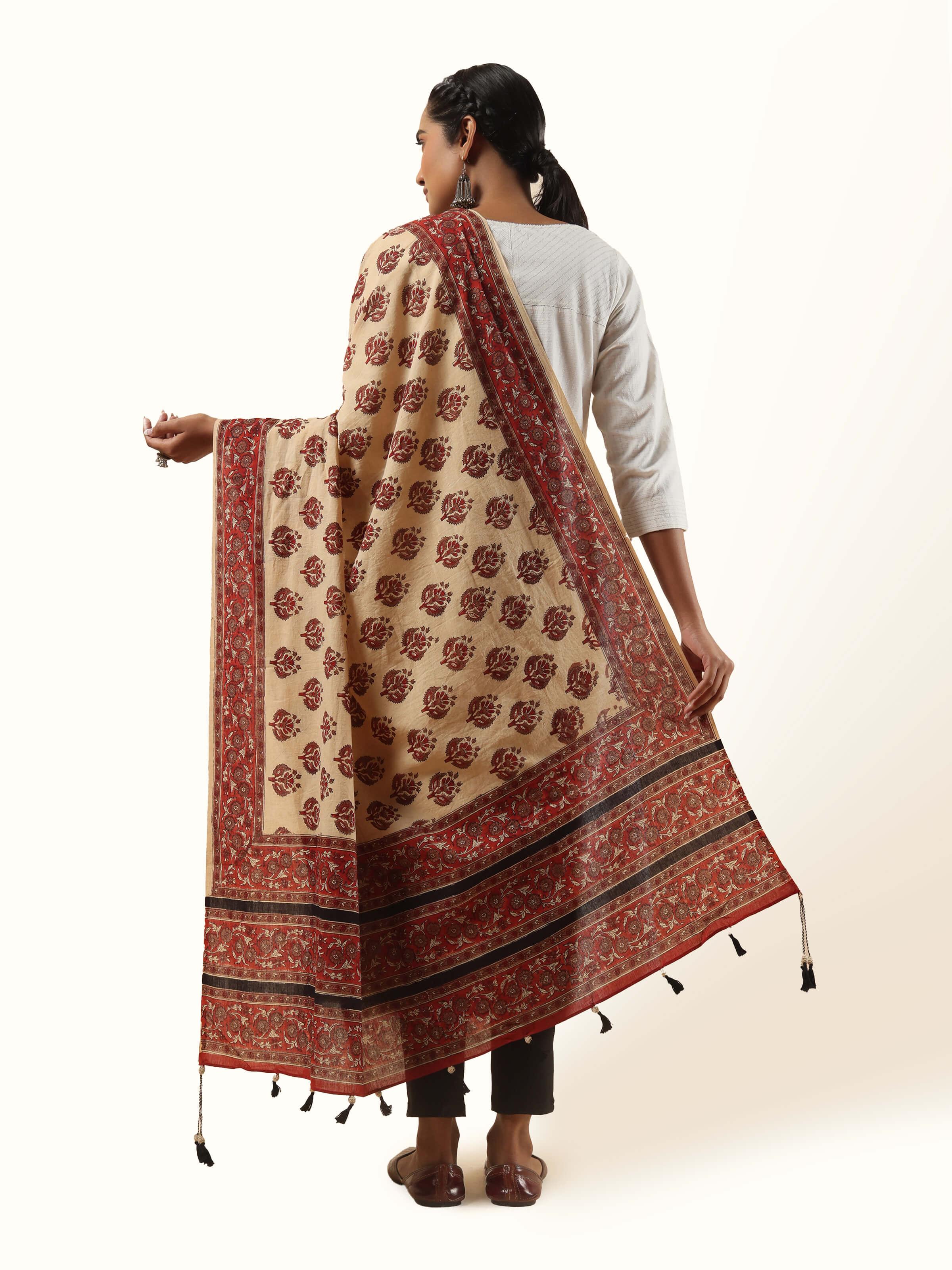 Back view offering a complete look at the effortless elegance and comfort of the cotton fabric.