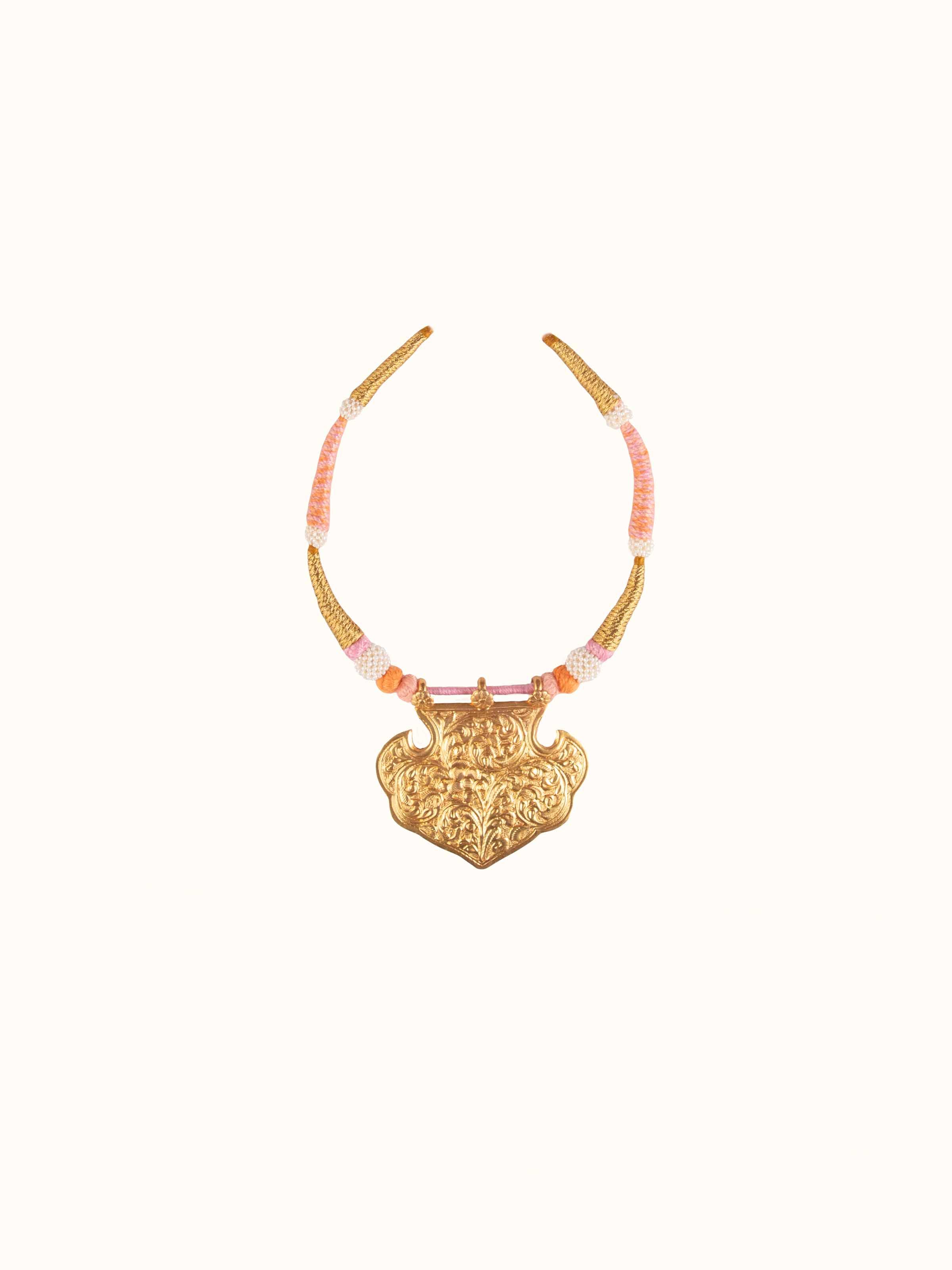 Chitai Silver Collar Necklace