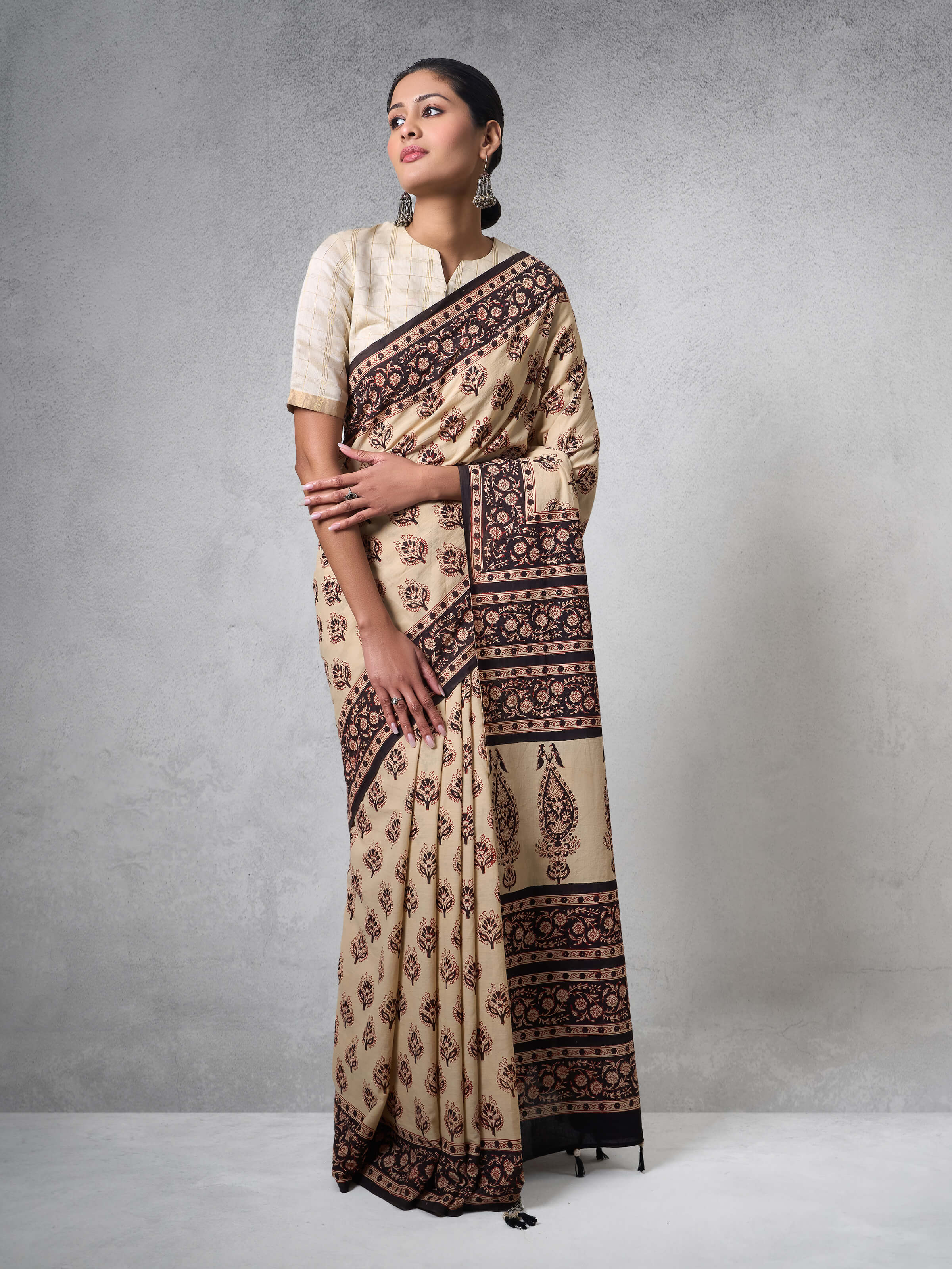 Side view of Cotton Natural Dyed Bagru Block Printed Saree showcasing traditional block prints