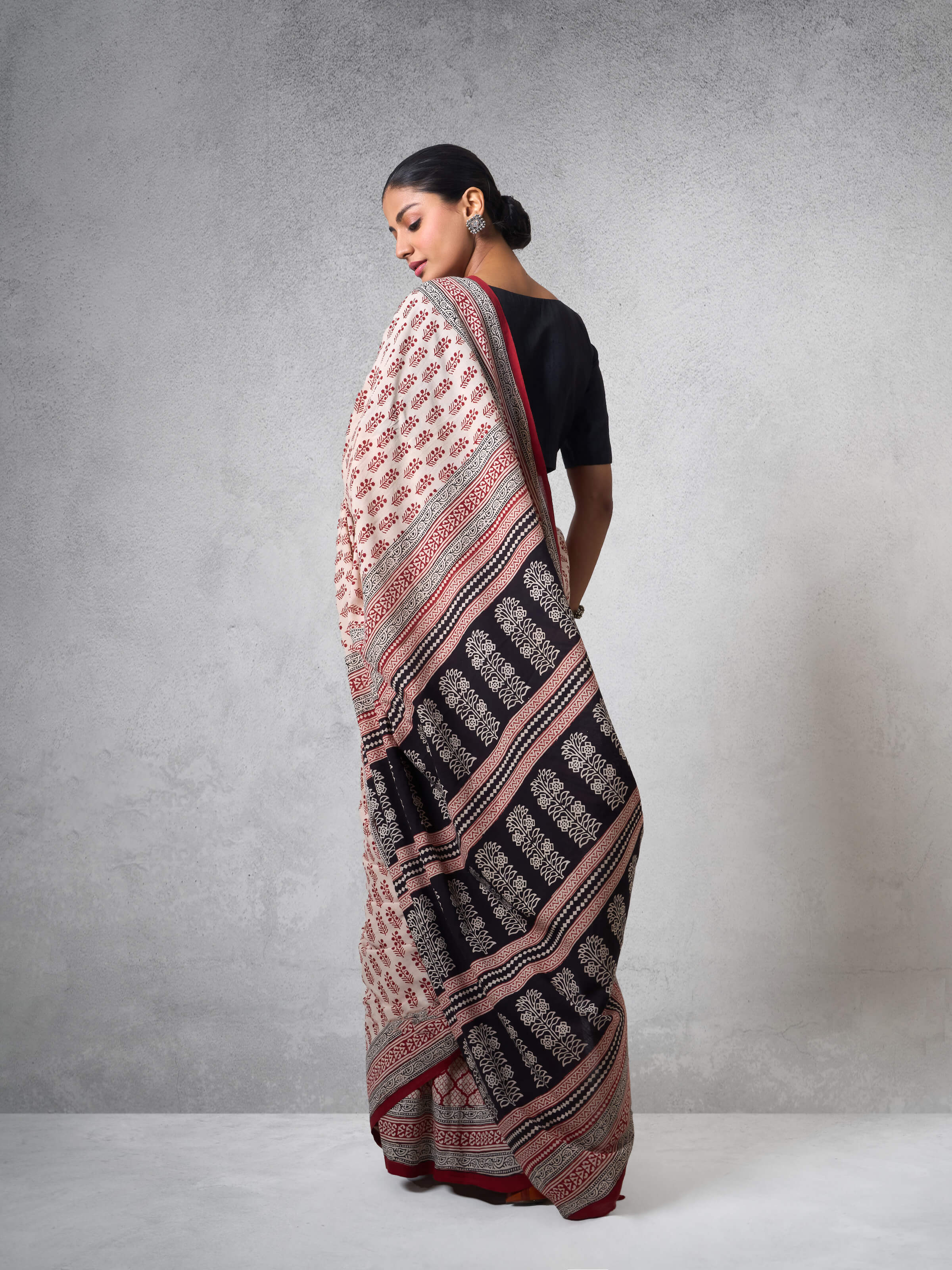 Off-white Cotton Bagh Block Printed Saree