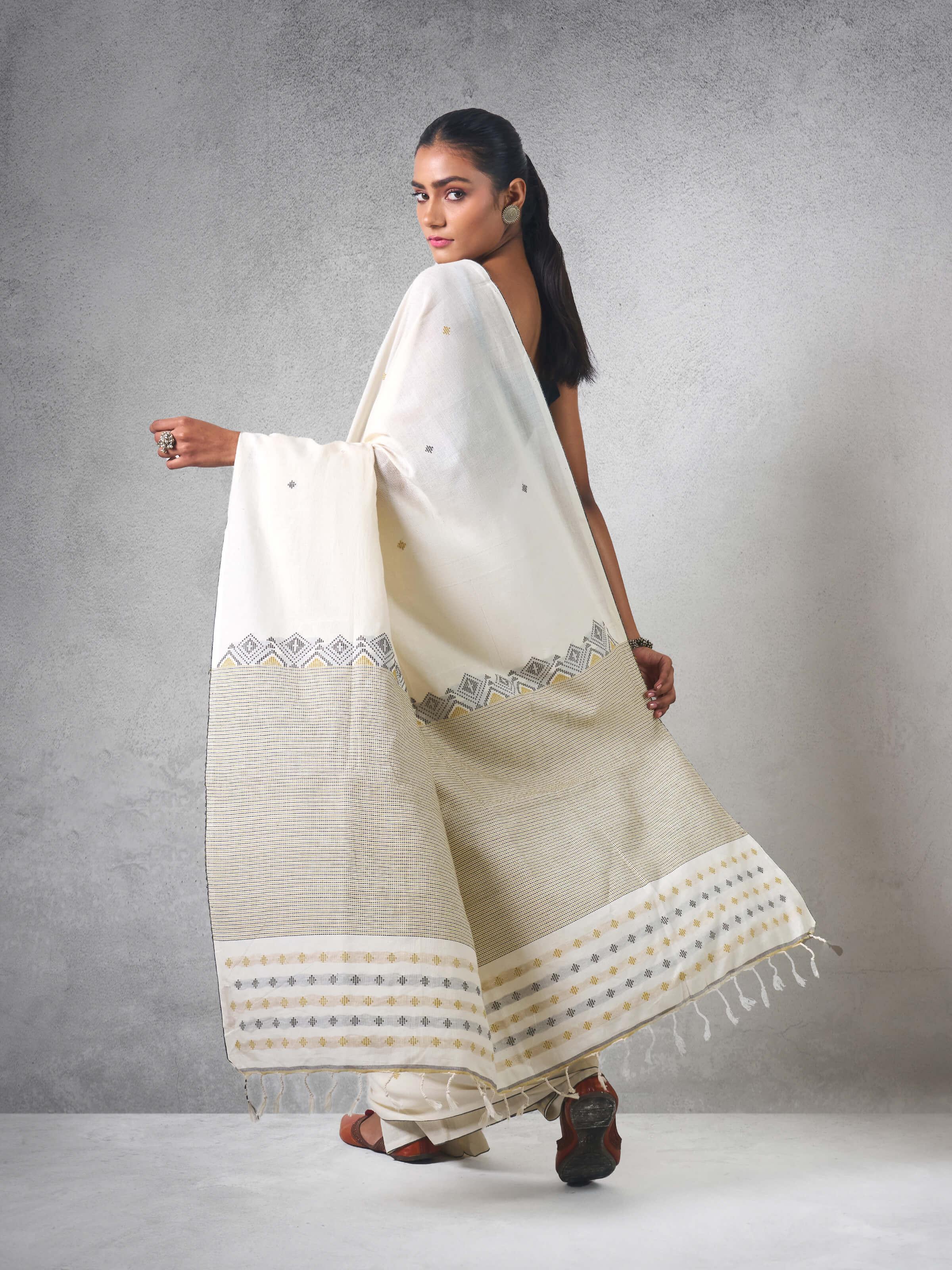 Off-white Cotton Extra-weft Saree