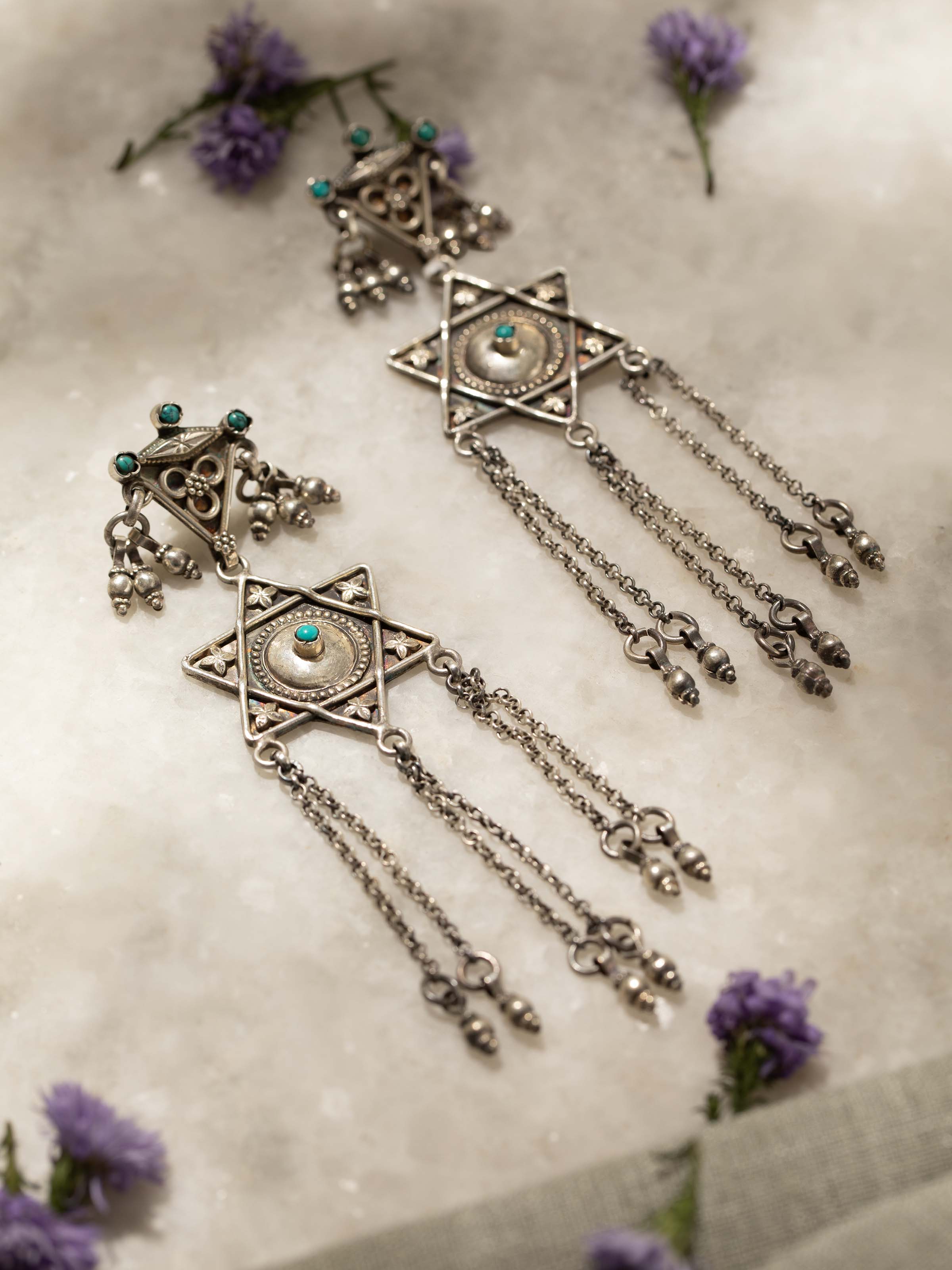 Back view of agate long necklace showing clasp and overall design.