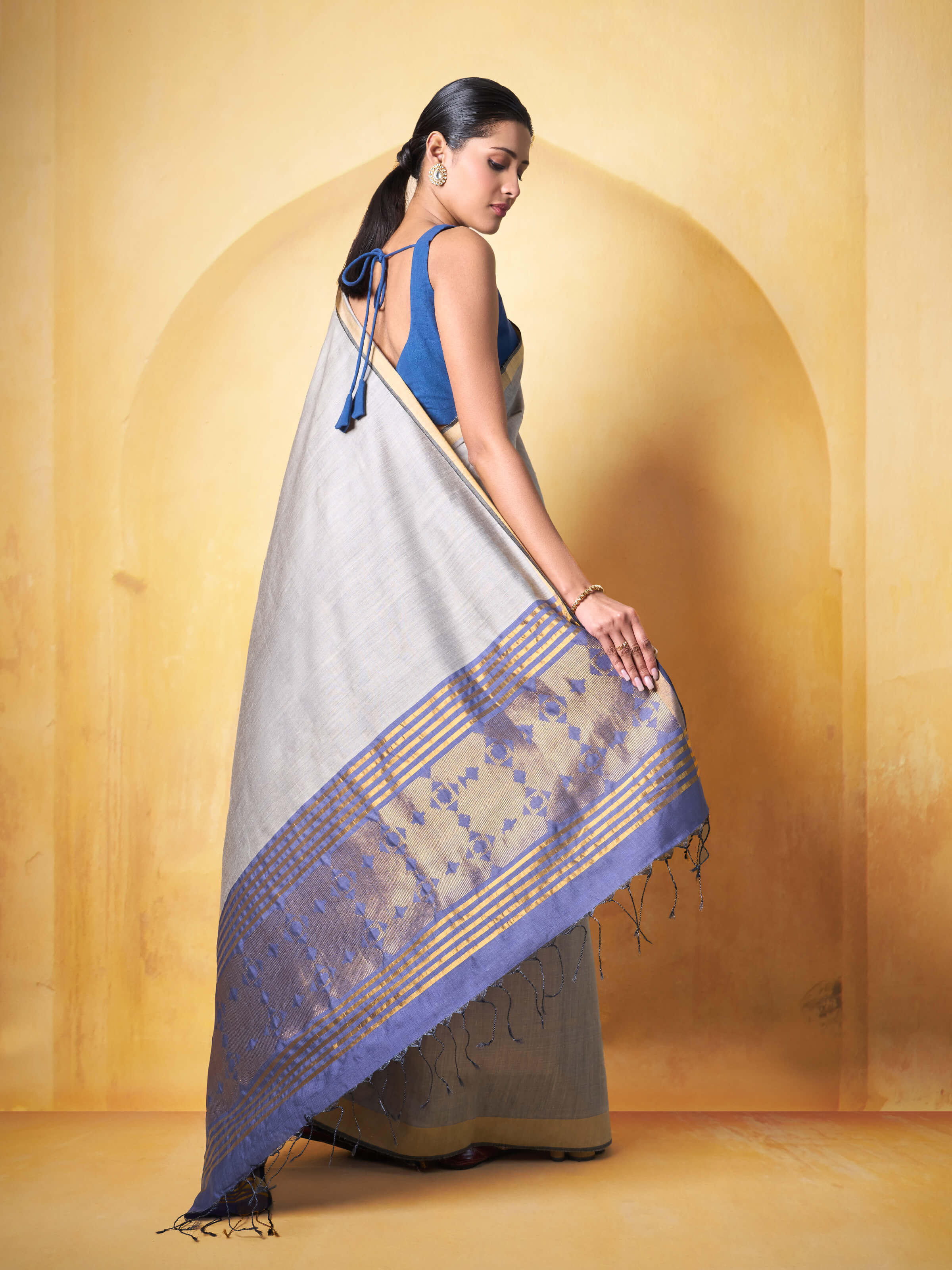Light Grey Eri Silk Extra-weft Saree