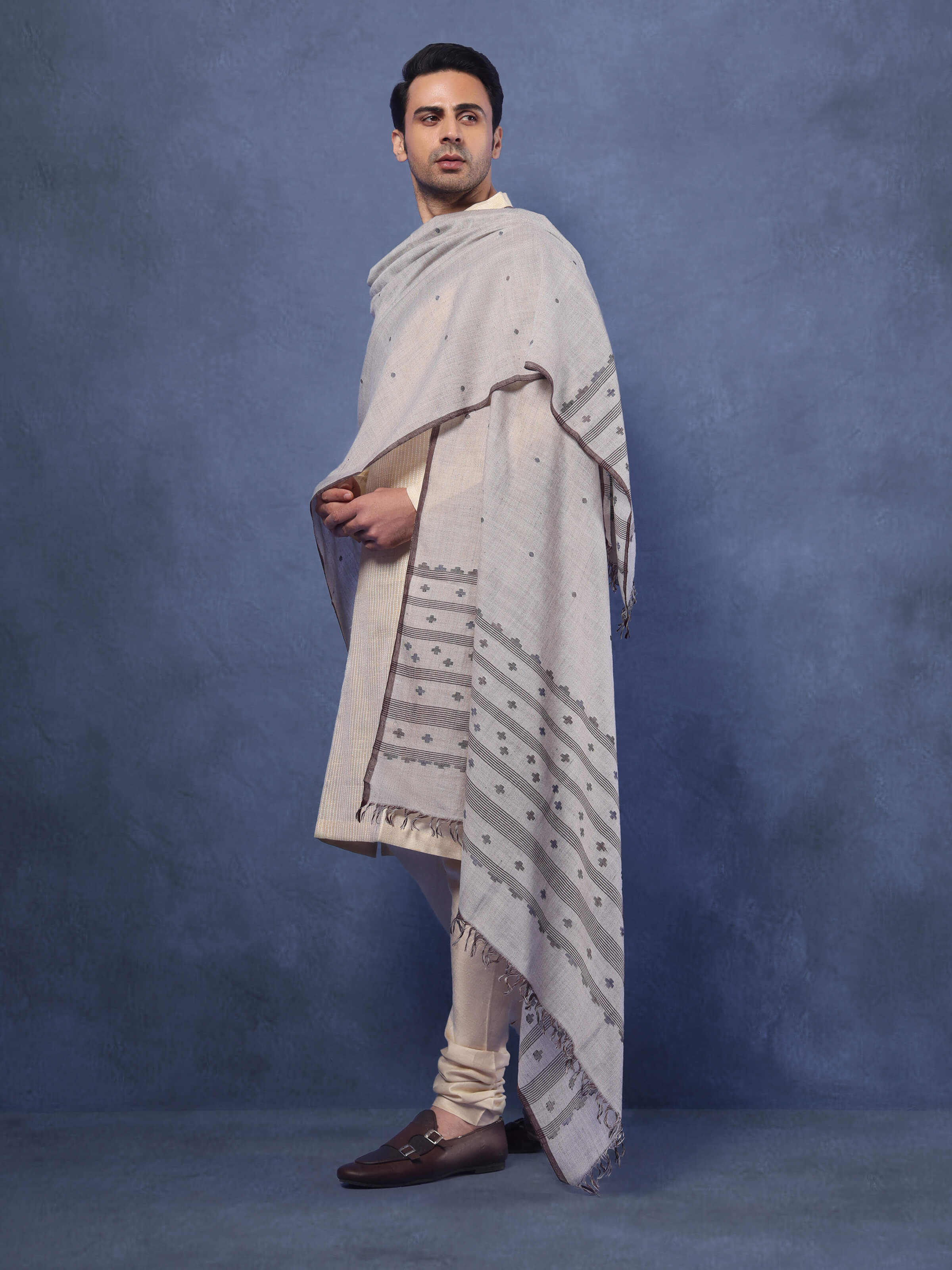 Beige Woollen Bengal Jamdani Shawl