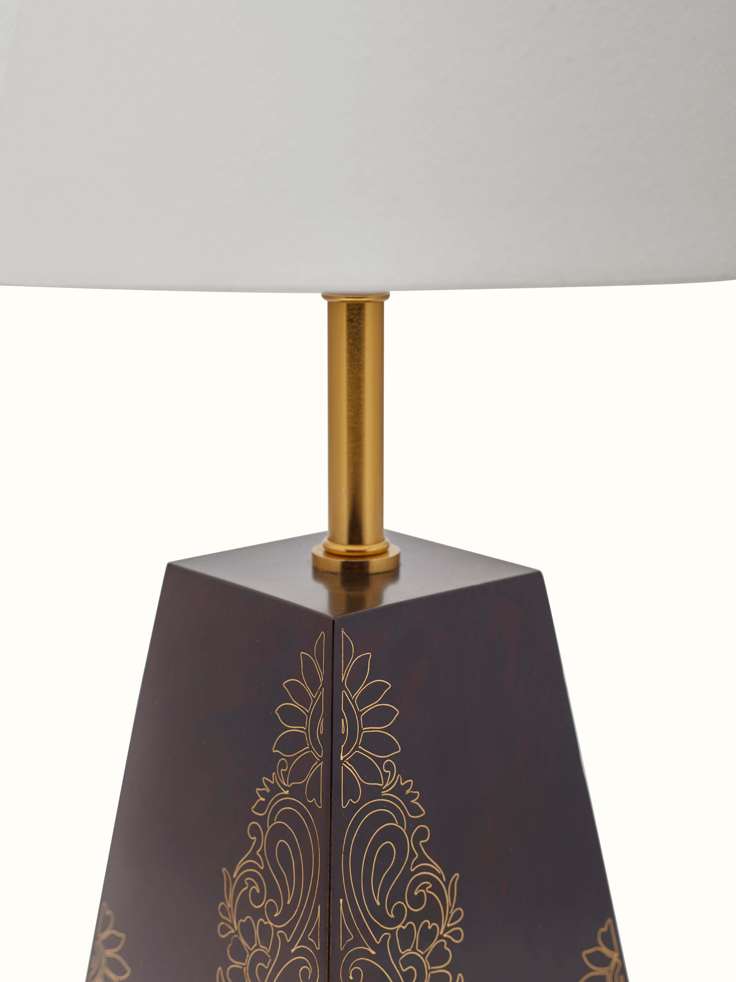Detail view of Tarkashi Sheesham Wood & Brass Table Lamp focusing on the intricate brasswork and wood details.