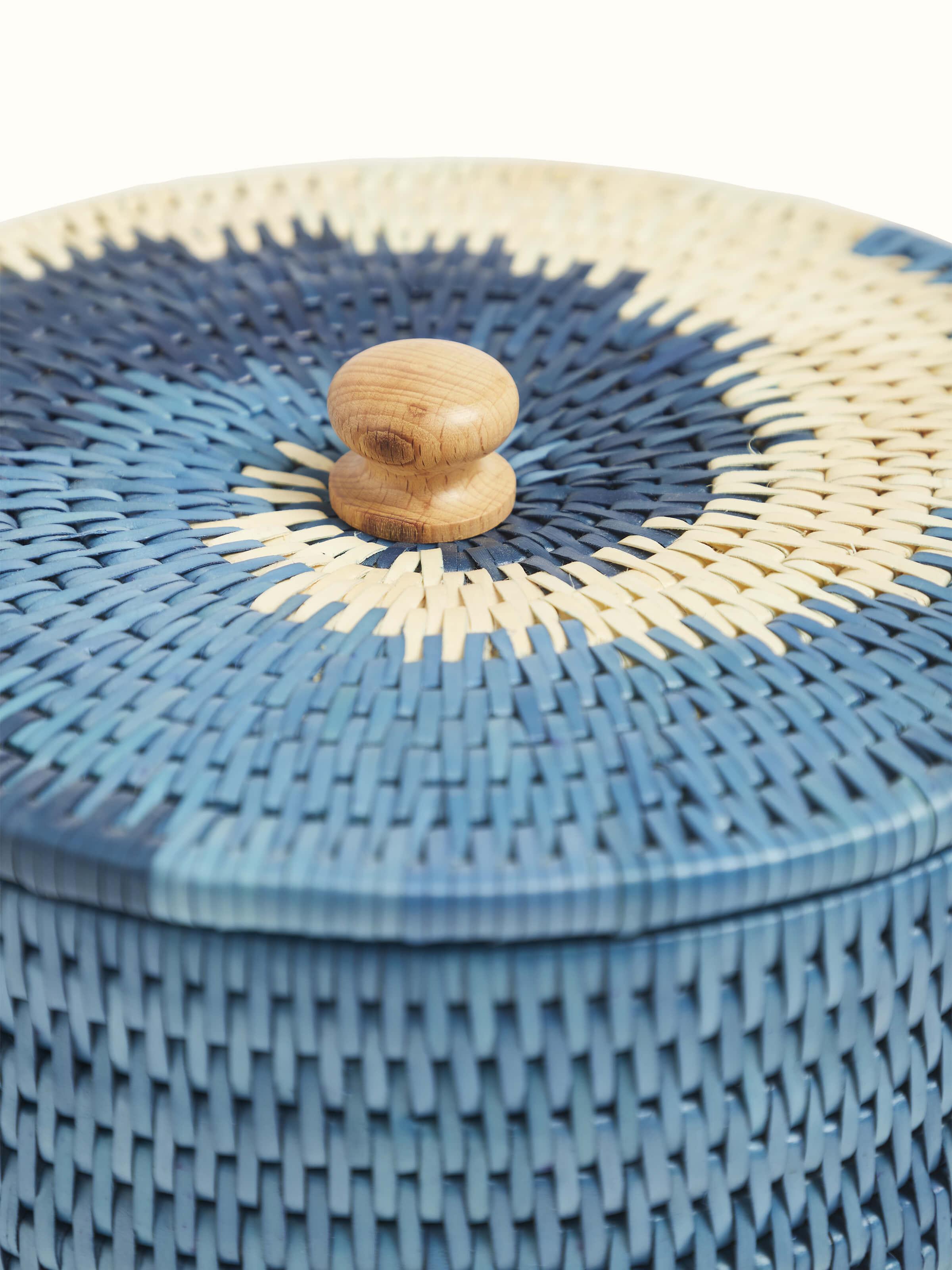 Close-up view of Palm leaf roti box blue showing its traditional and functional aspects.
