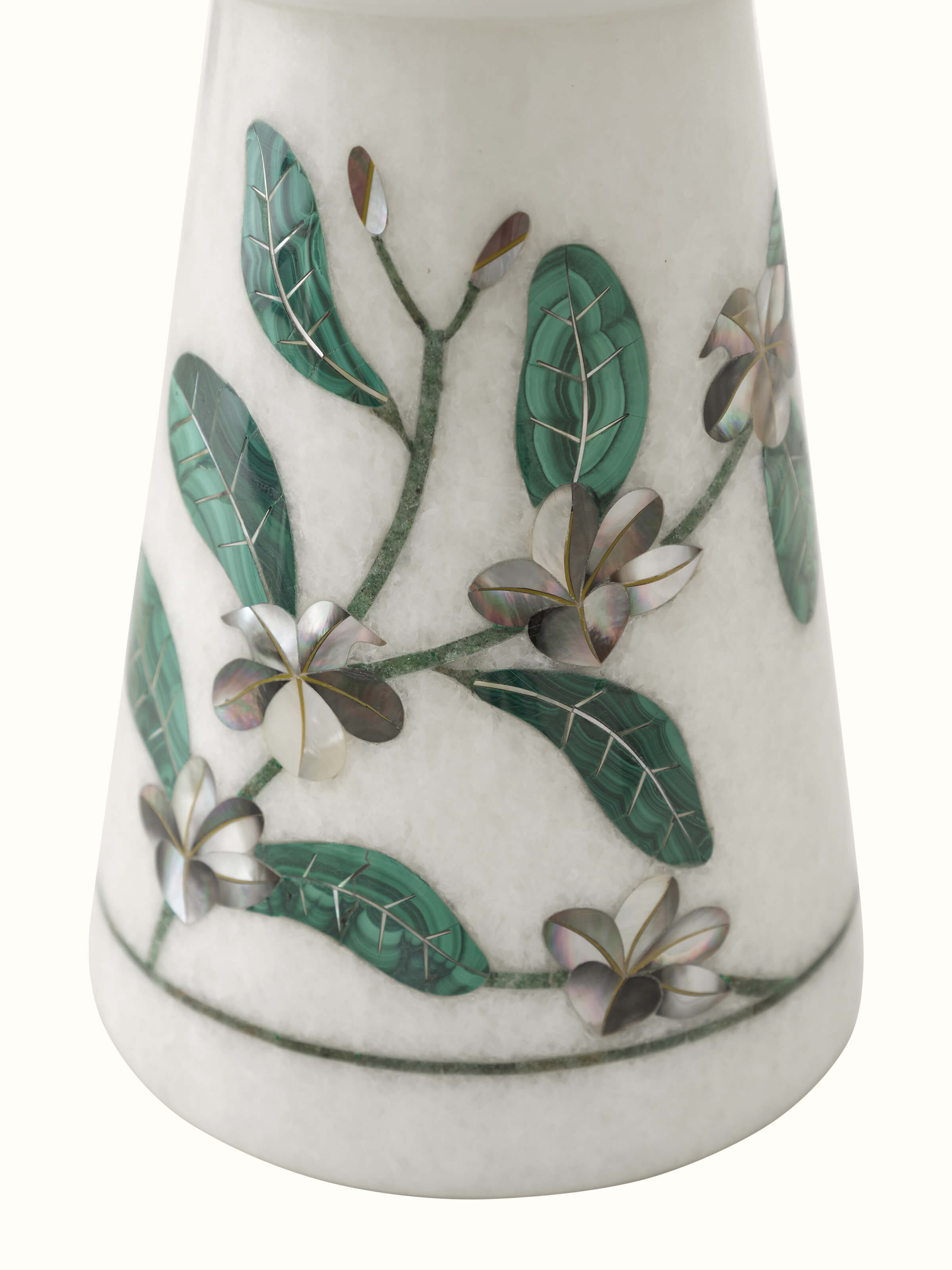 Full view of Pacchikari marble leaf floor vase showcasing the complete design and high-quality marble craftsmanship.