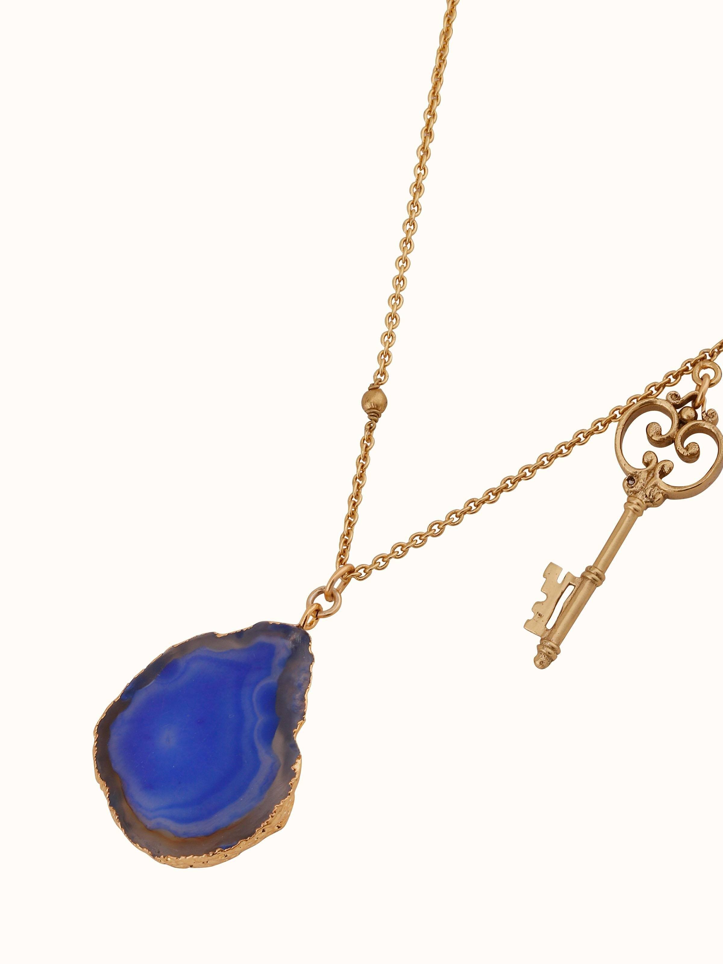 Detailed view of Agate Pendant with Chain, highlighting craftsmanship