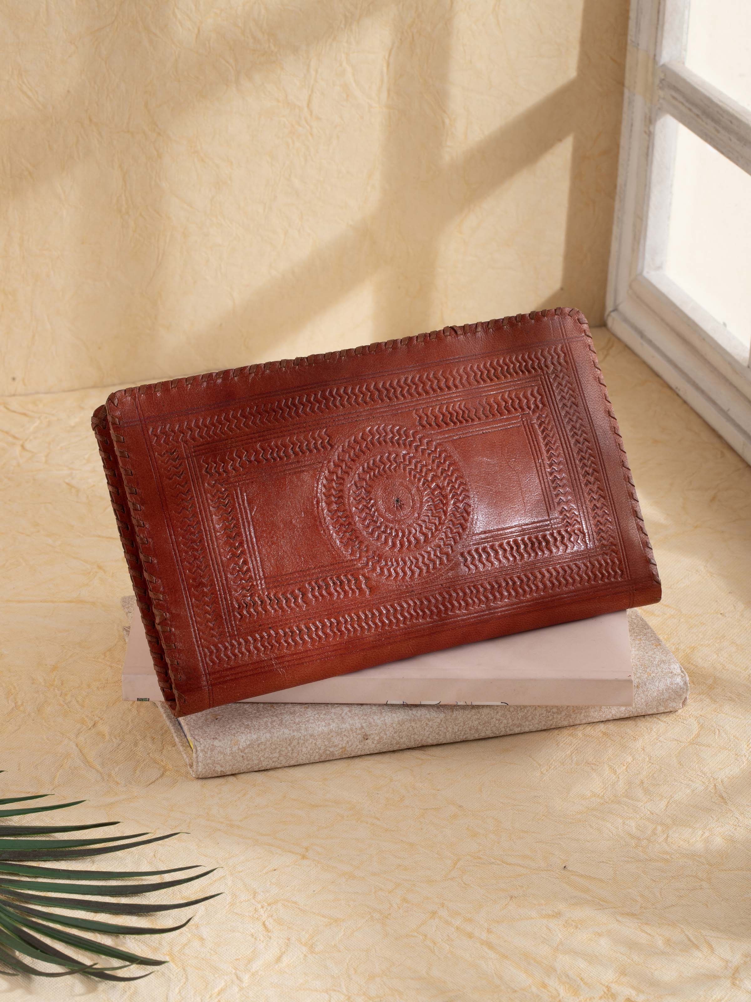 Leather kutch stitched long wallet