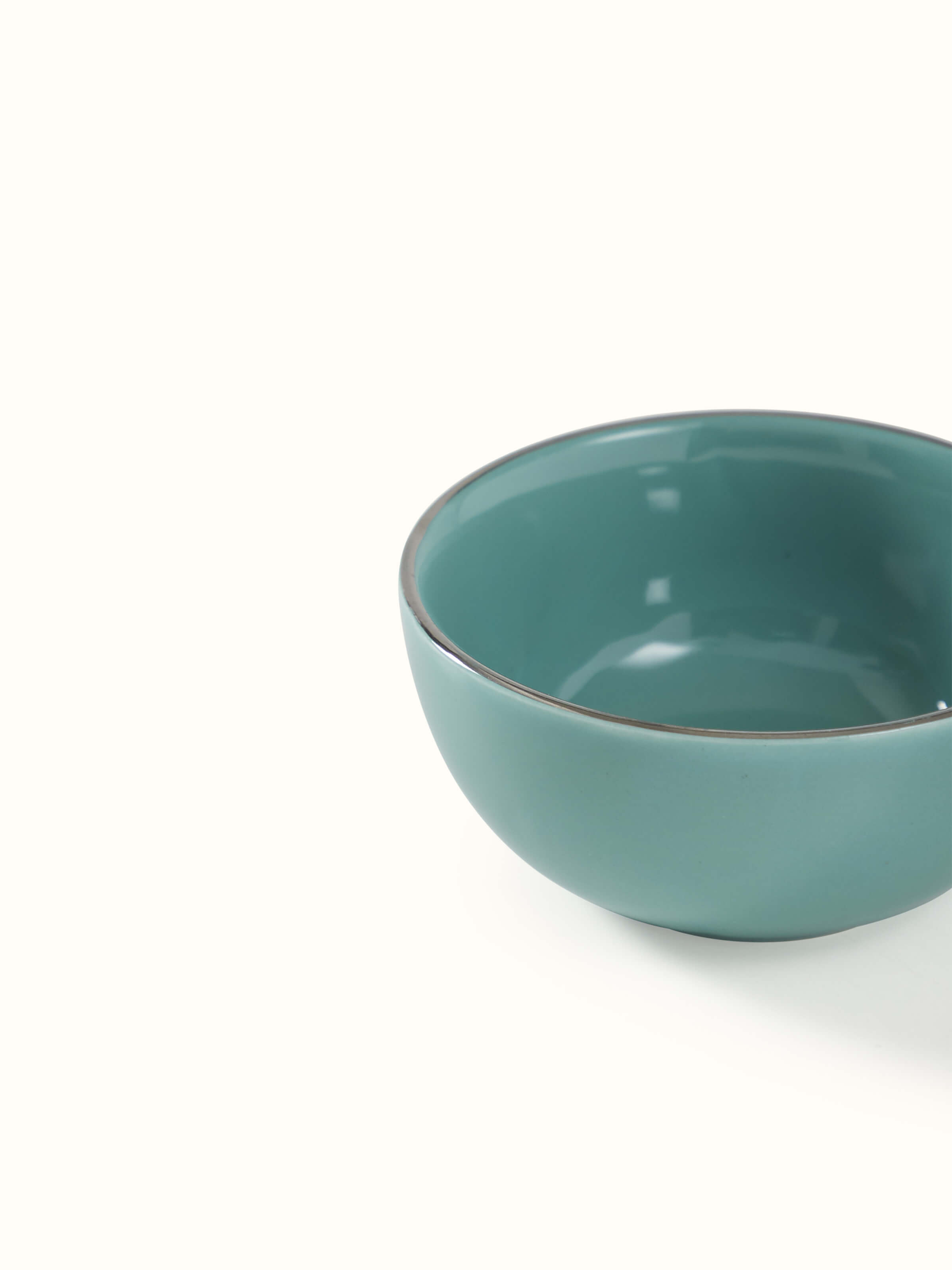 Detailed view of Khurja pottery ceramic dinner bowls in aqua (4 pcs) showcasing the elegant design and durable ceramic material