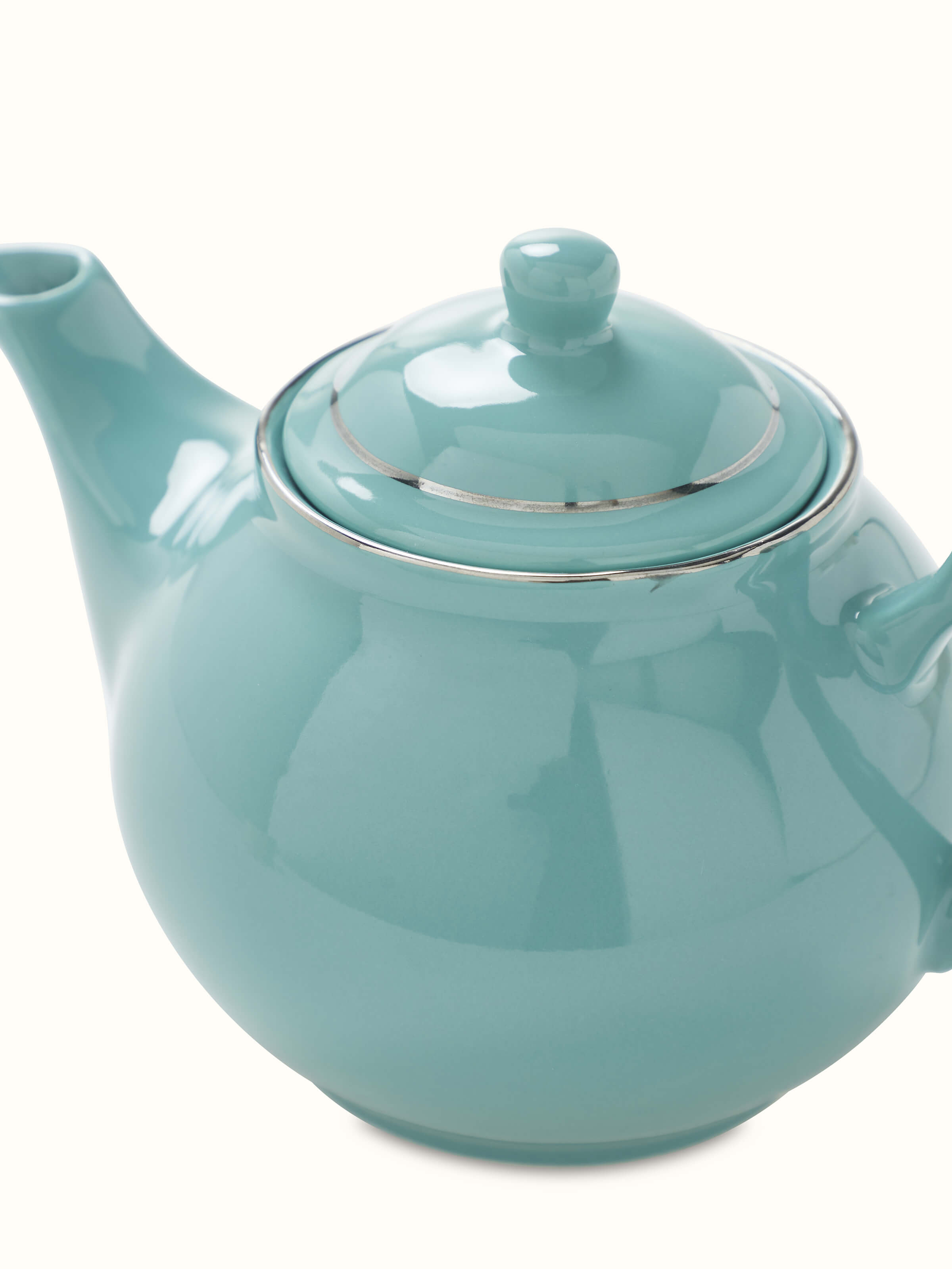 Detail view of Natural Sheesham Wood Topsy Turvy Candle Holder focusing on the craftsmanship and finishing.