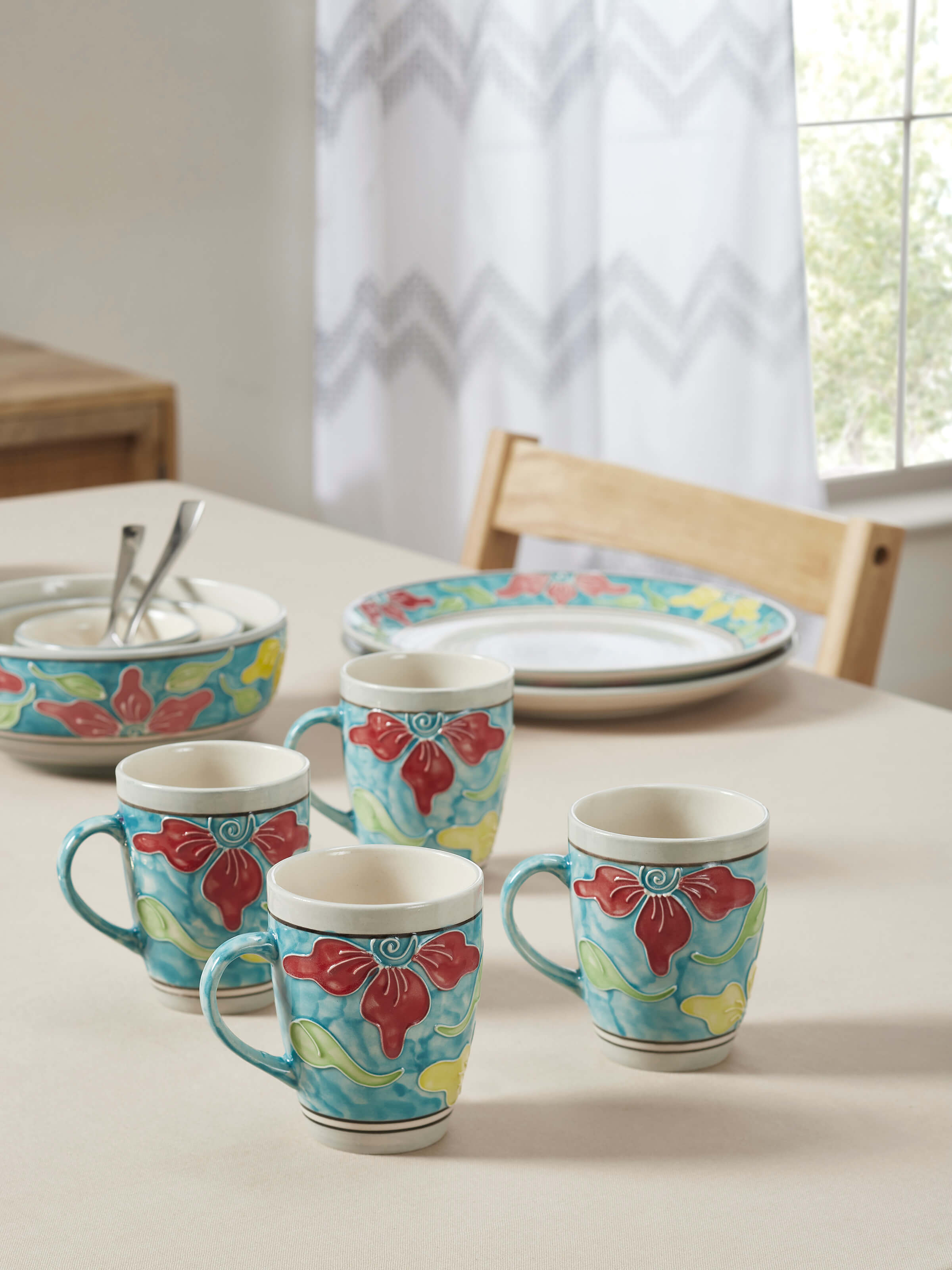 Detailed view of Khurja pottery ceramic coffee mugs in blue color highlighting their design