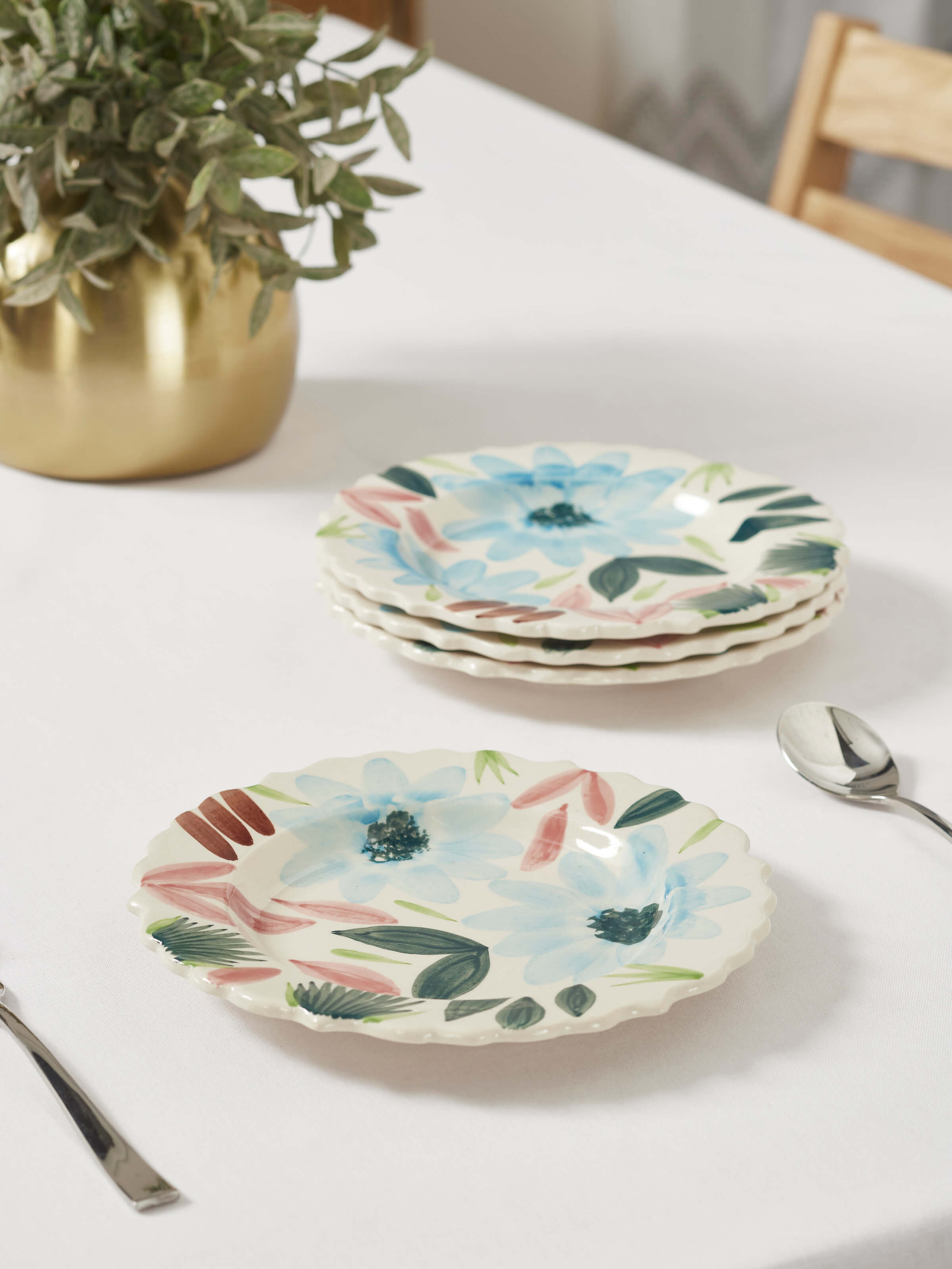 Detailed view of Khurja pottery ceramic salad plates in multicolor (4 pcs) showcasing the intricate hand-painted designs