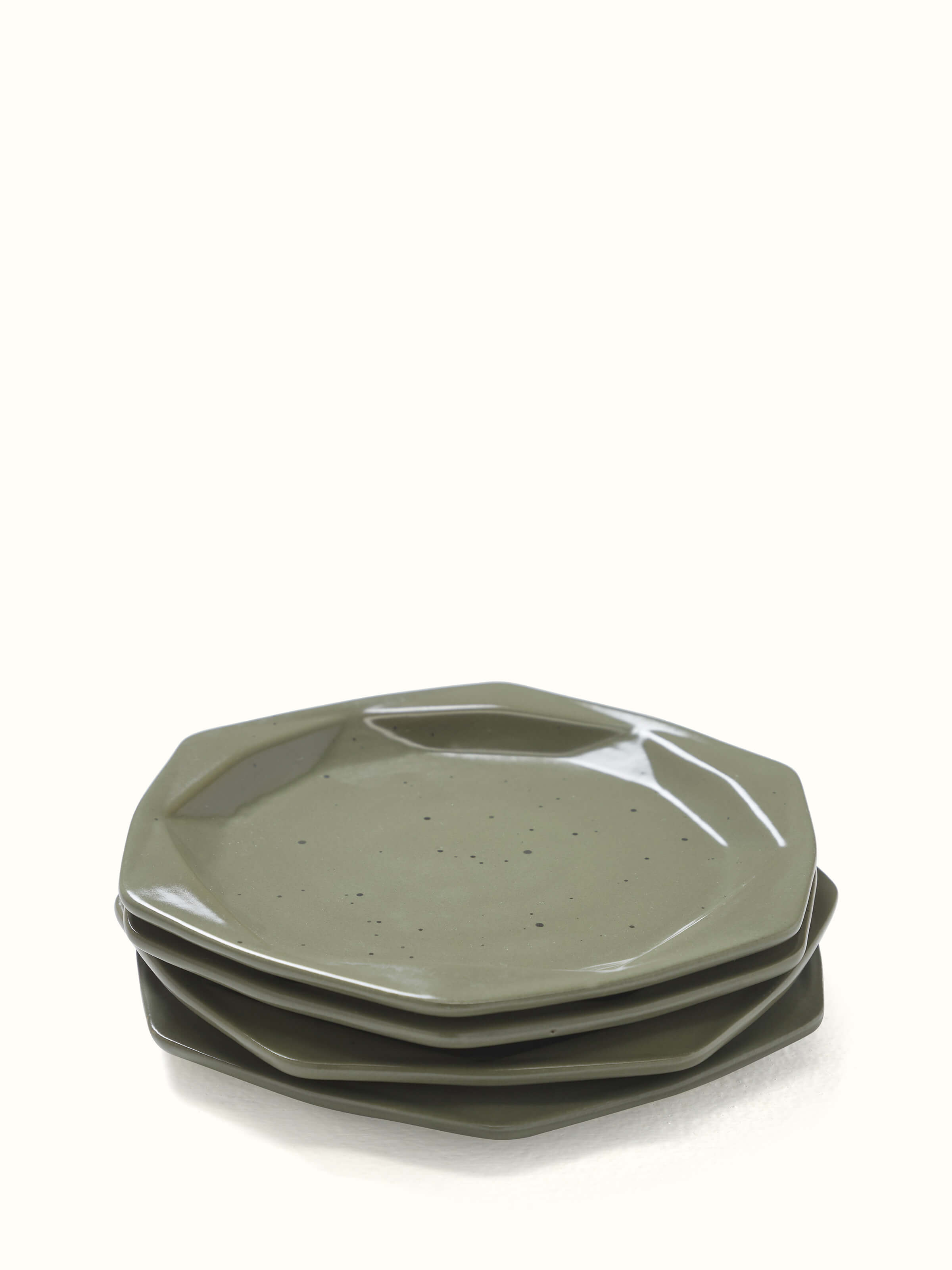 Front view of green Khurja pottery ceramic salad plates (4 pcs) with intricate design details