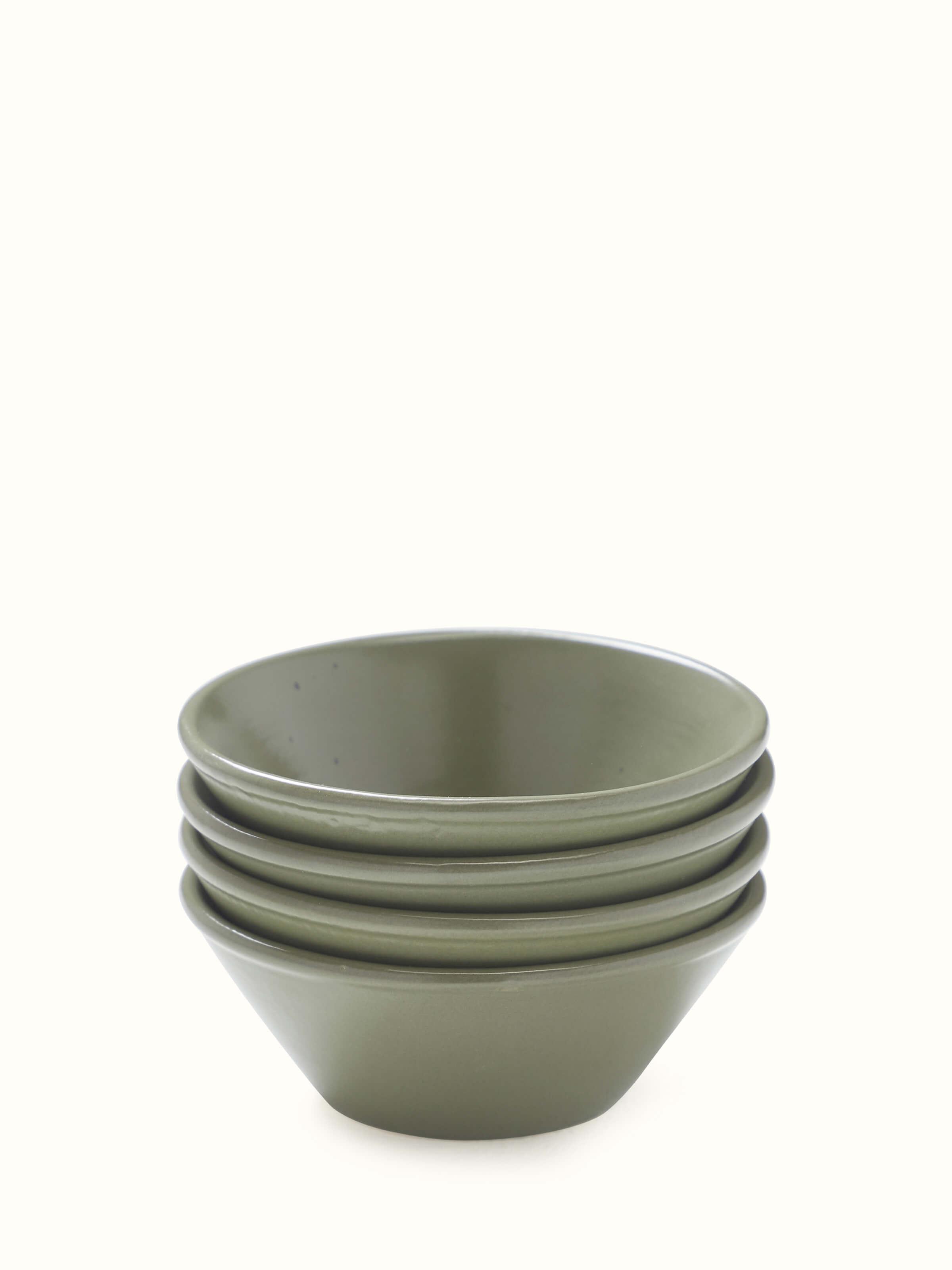 Front view of Khurja Pottery Ceramic Dinner Bowls Green (4 pcs) showcasing color and design