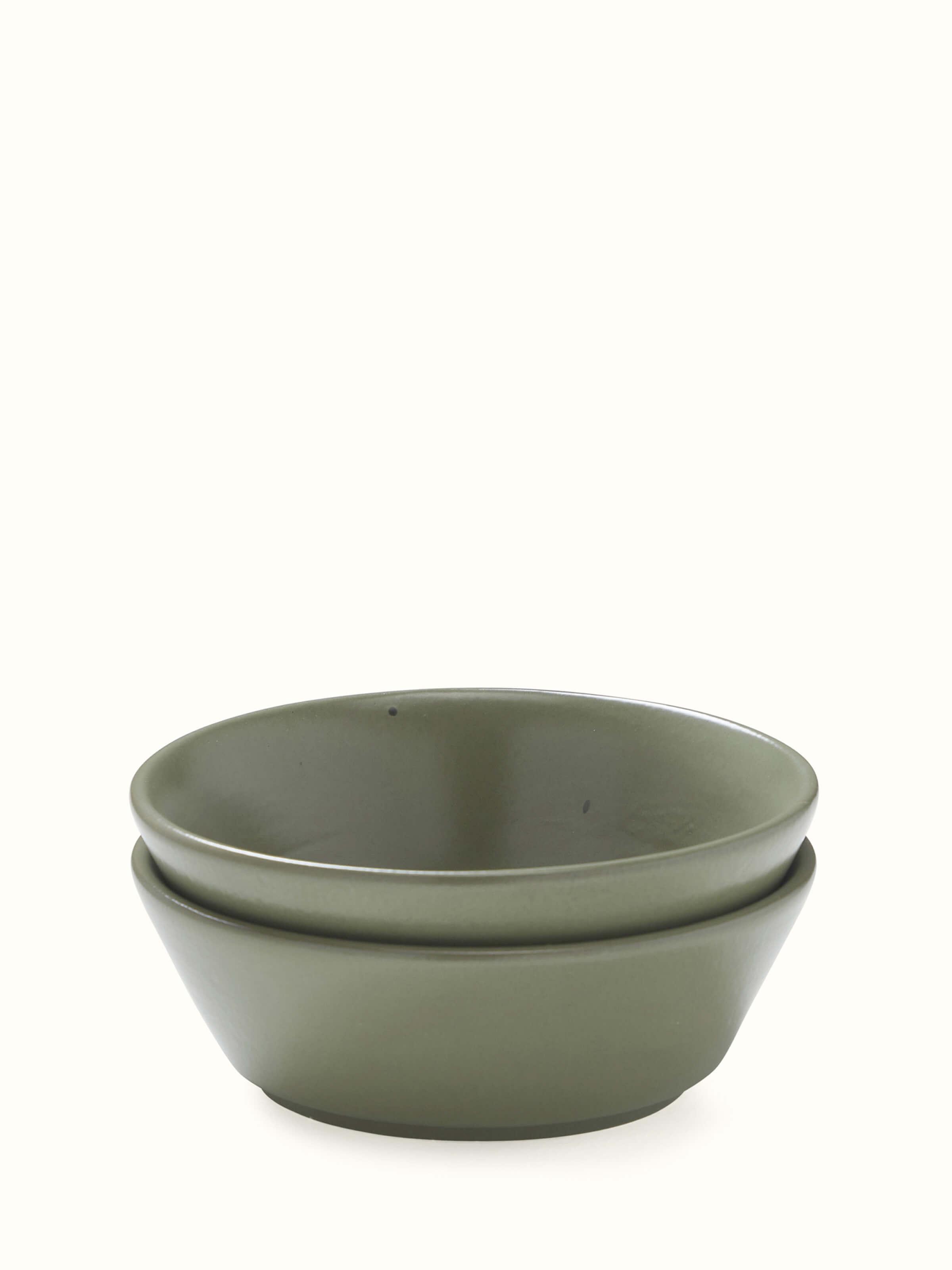 Front view of Khurja Pottery Ceramic Nut Bowls in Green (2 pcs) showcasing elegant design.