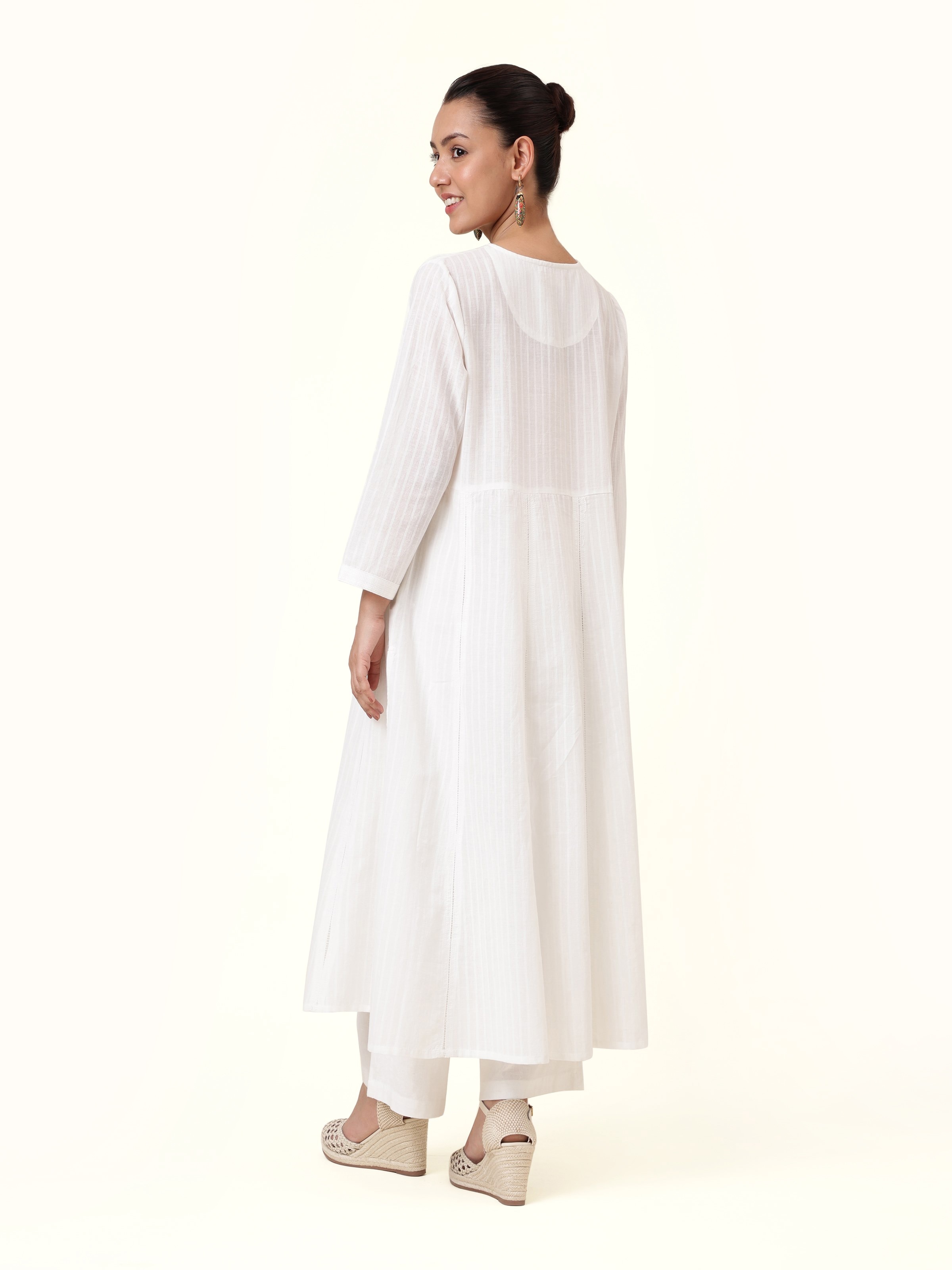Back view of white cotton hand-spun long Anarkali kurta showing simple design and smooth fabric finish.