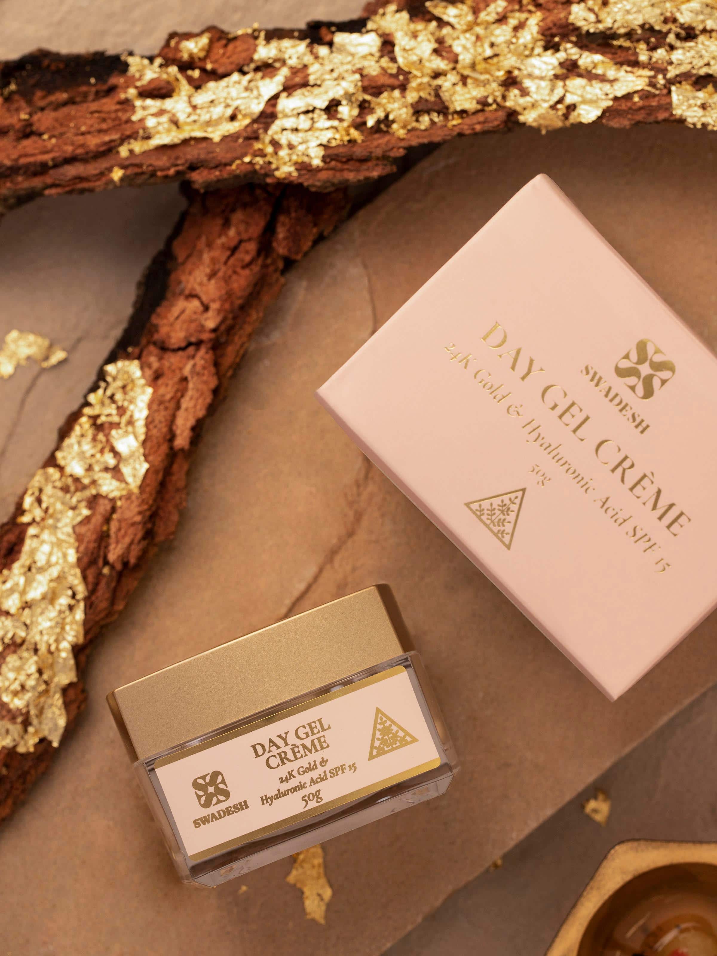 Side view of Day Gel Crème 24K Gold & Hyaluronic Acid SPF 15 highlighting product texture and details