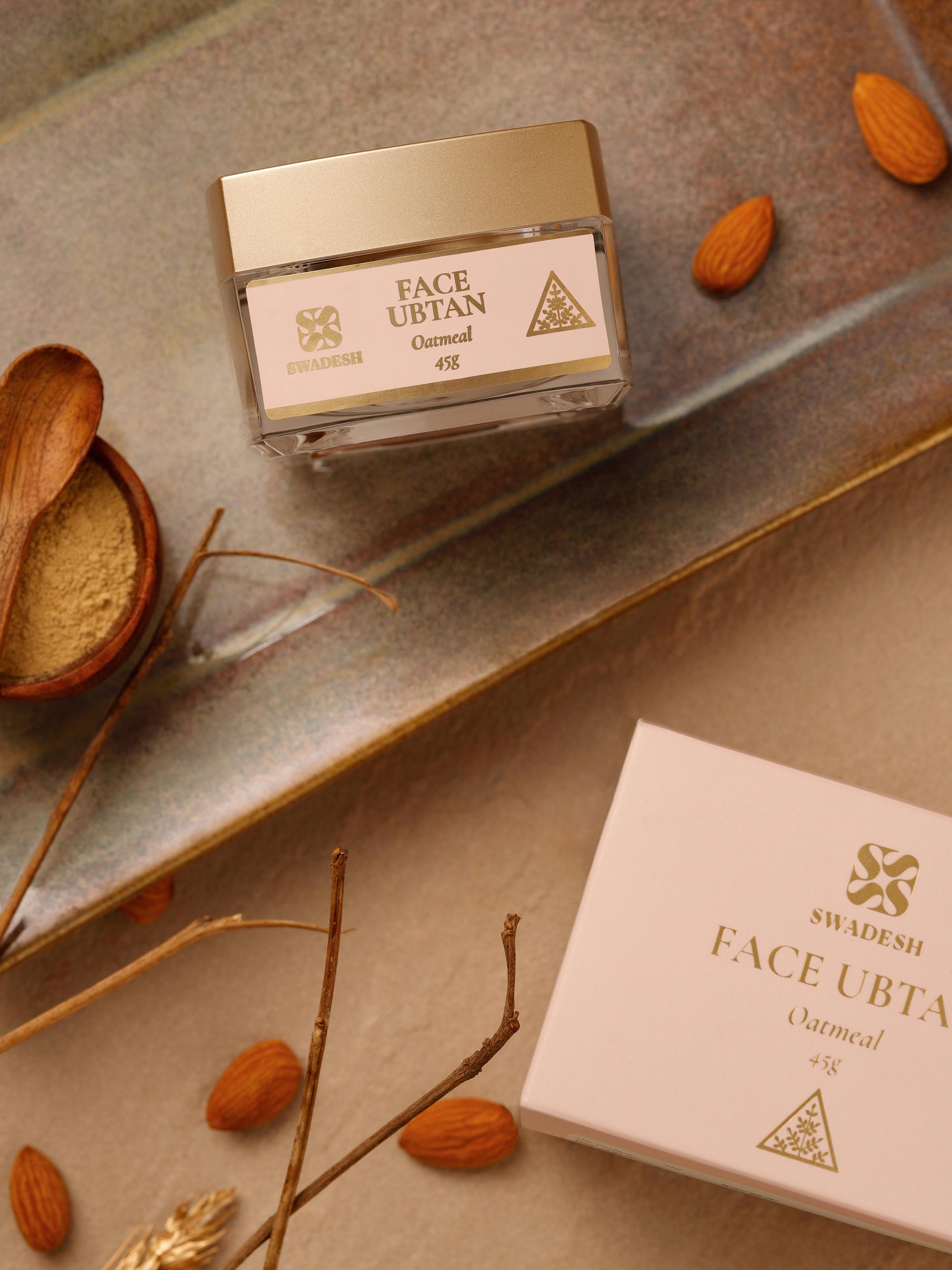 Close-up of Face Ubtan Oatmeal highlighting the texture and organic components for gentle exfoliation