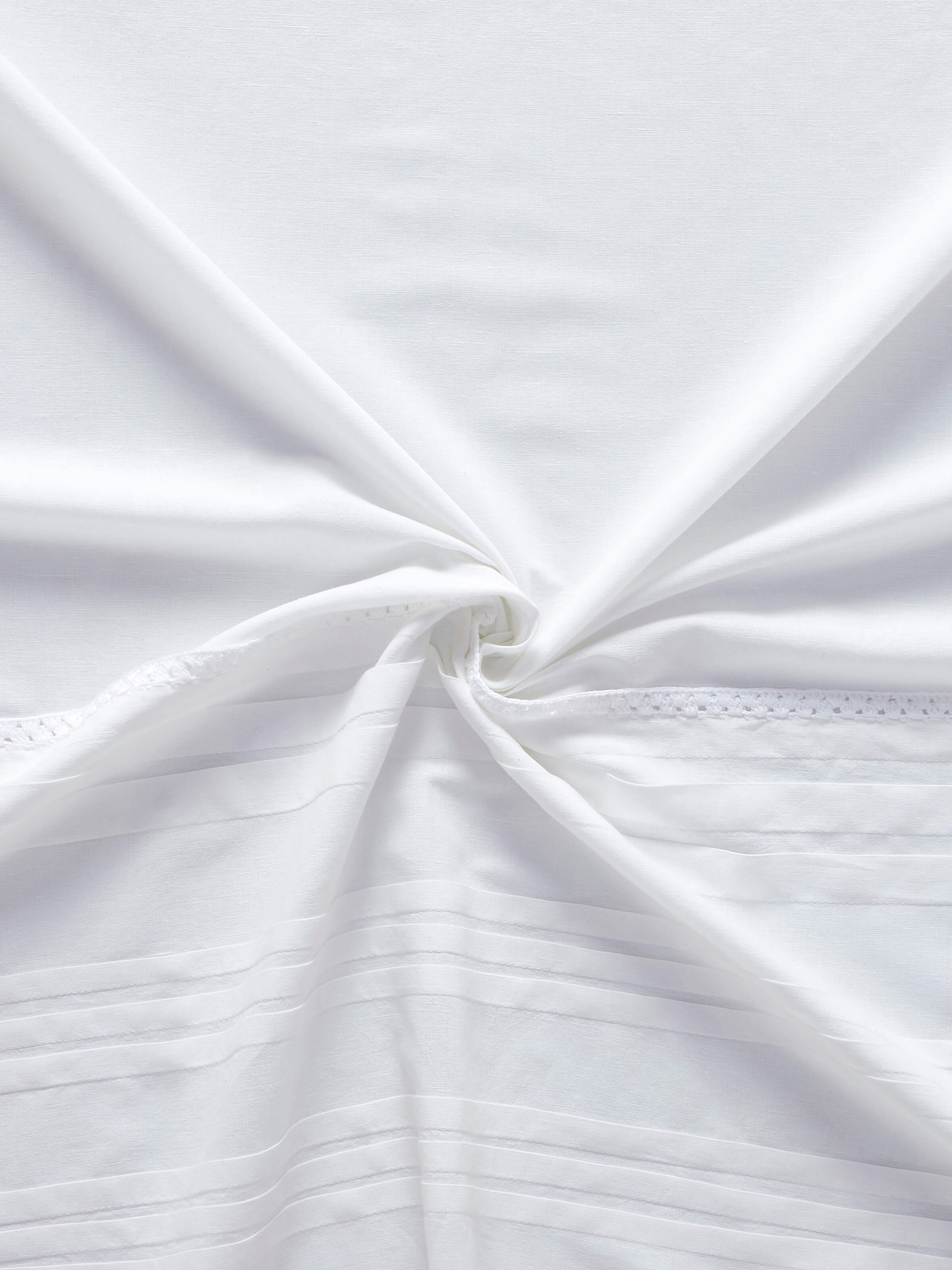 Nityam white solid cotton linen Sanganeri block printed sheer curtain (7 ft), close-up of the curtain’s top with its hanging mechanism.