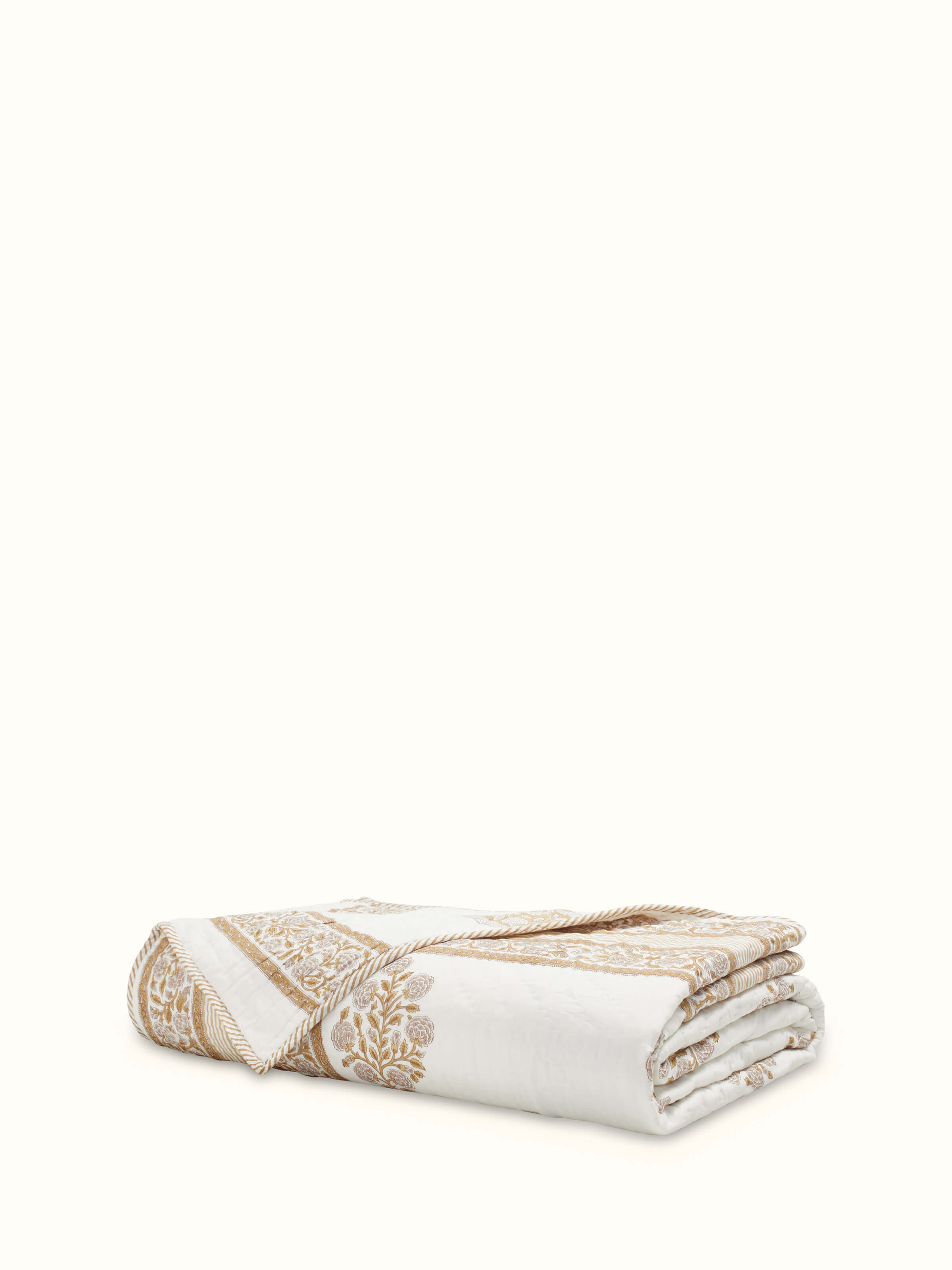 Saha brown buta cotton Sanganeri block printed double quilt showing the intricate brown buta design on a cotton fabric.