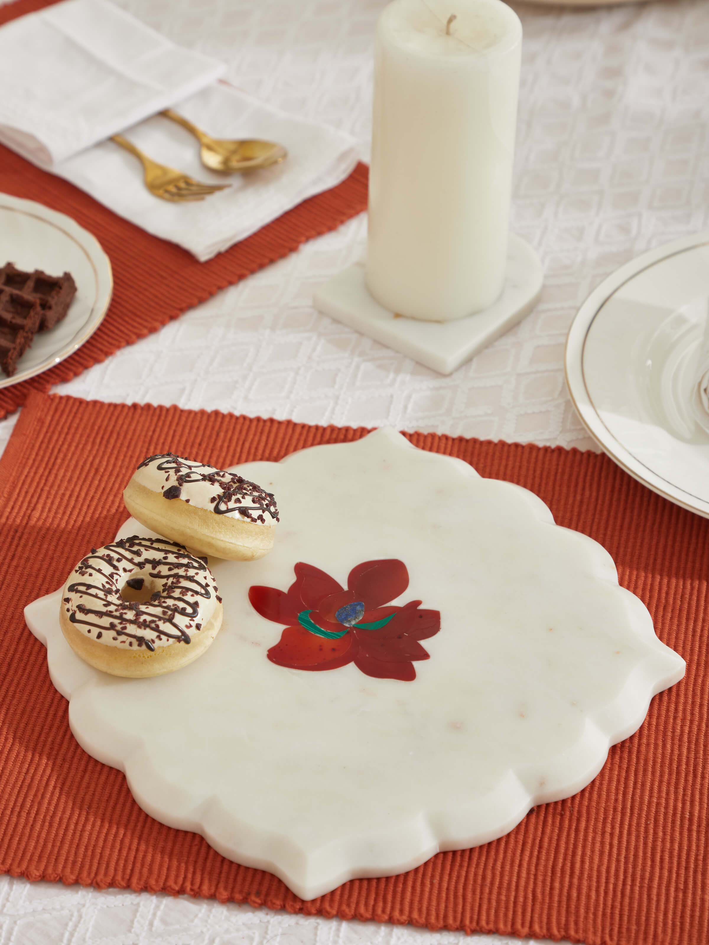 Side view of Marble & coloured stone dessert stand showcasing the detailed marble work and color accents