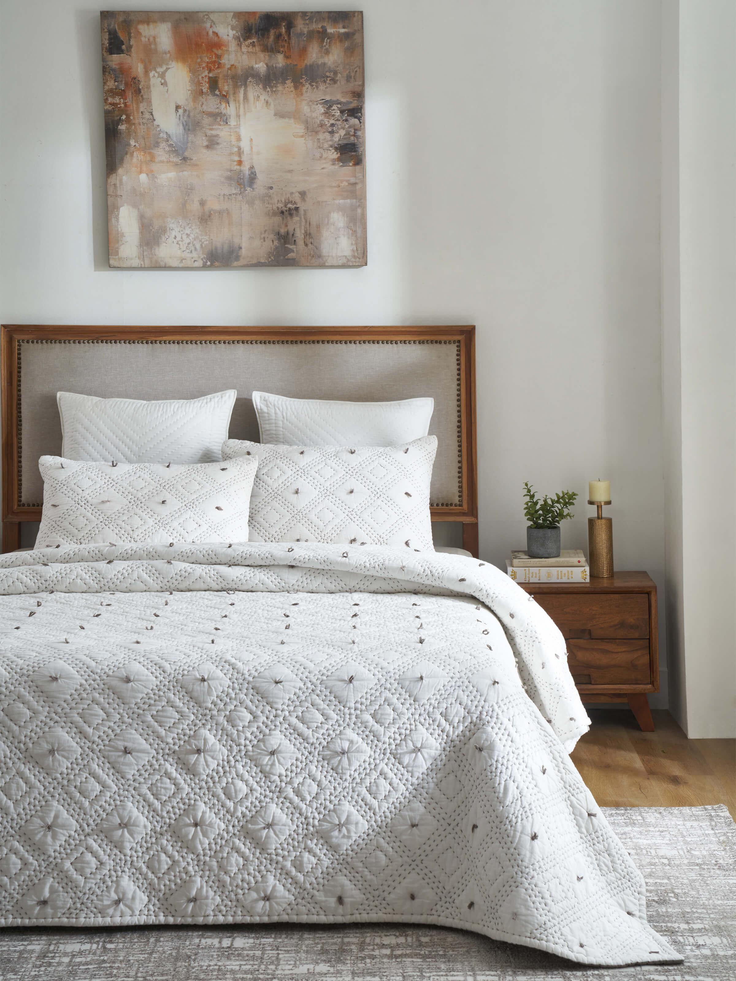 Close-up of Nihar Beige Diamond Geo Cotton Razai Embroidered Double Bedspread Set (3 pcs), highlighting the diamond geometric pattern.