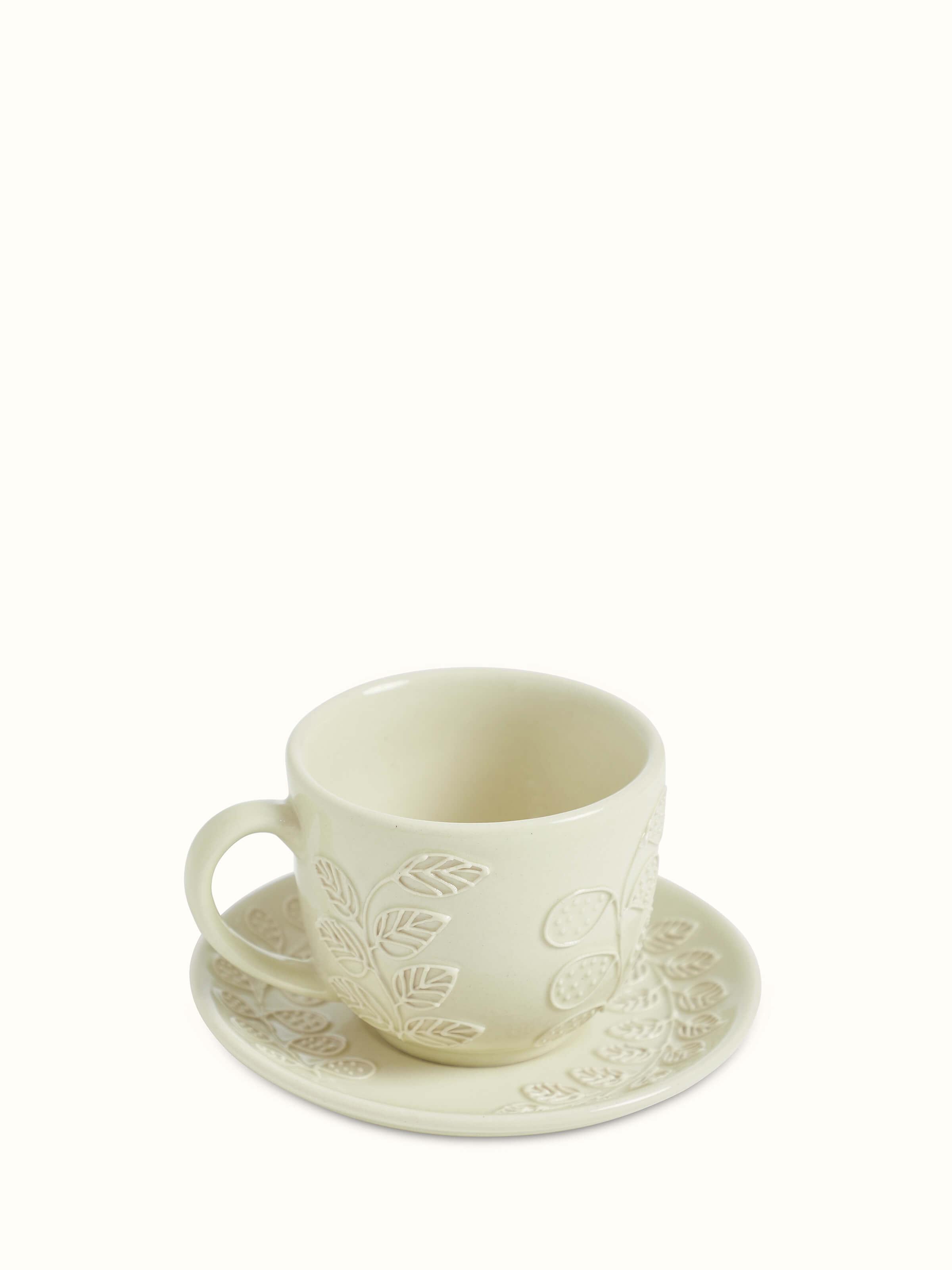 Top view of Khurja pottery ceramic teacup & saucer set (4 pcs) displaying the intricate details