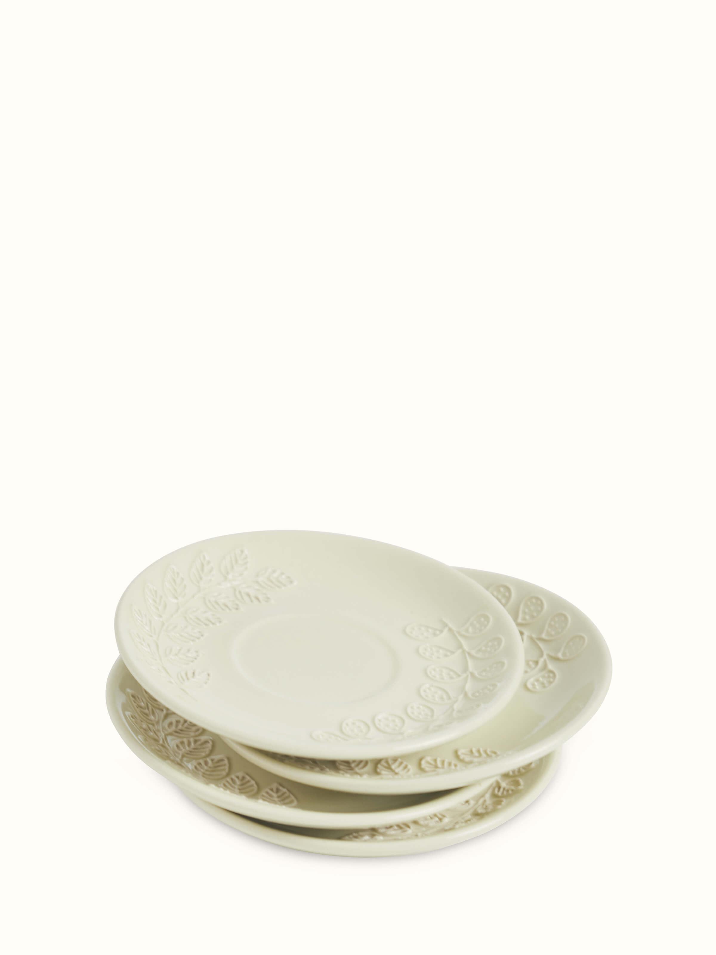 Close-up of Khurja pottery ceramic teacup & saucer set (4 pcs) highlighting the delicate patterns