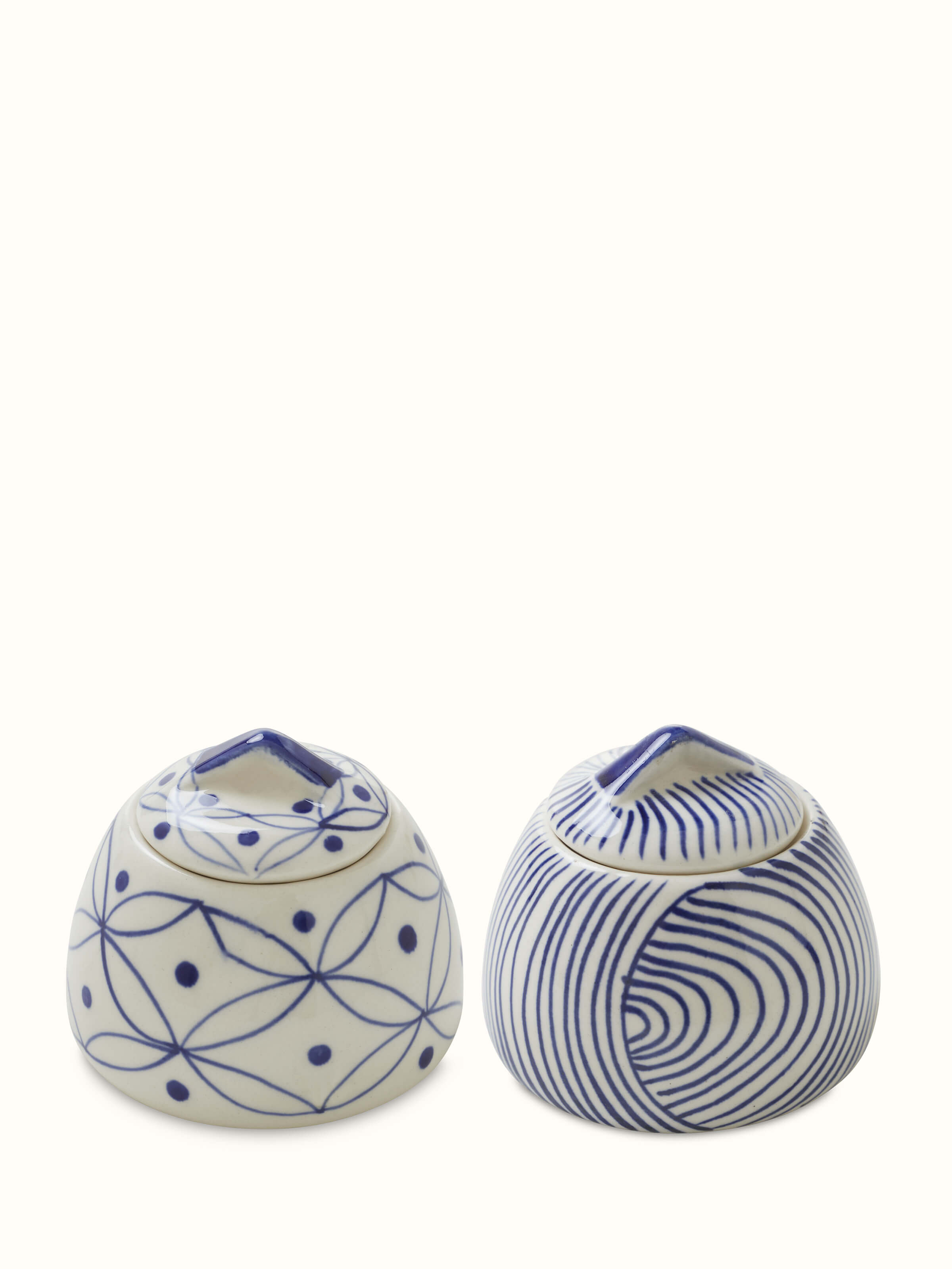 Khurja pottery stoneware demitasse cups set (2 pcs) with a classic design and vibrant glaze.