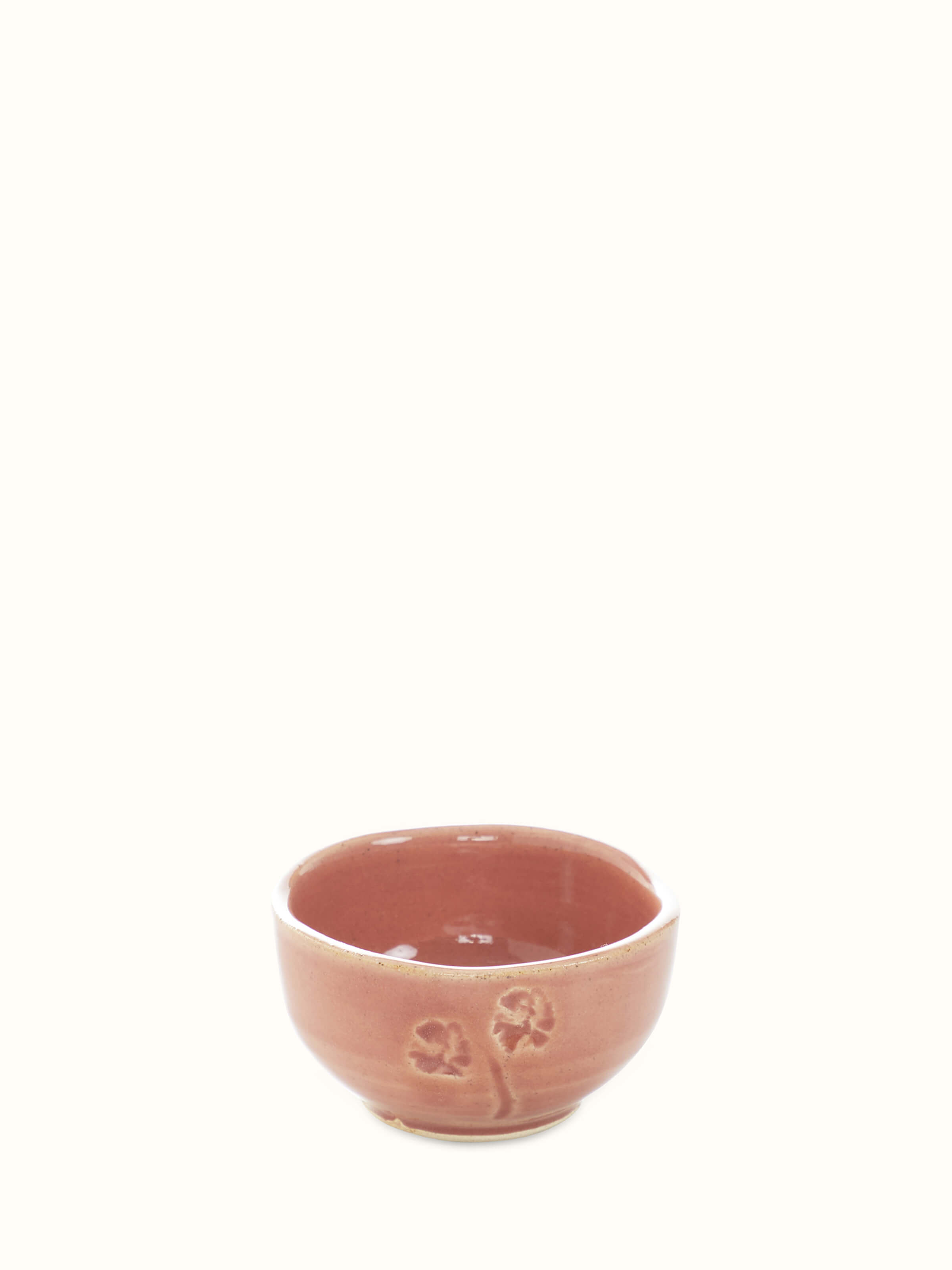 Close-up view of studio pottery ceramic round serving bowls (4 pcs) highlighting artistry