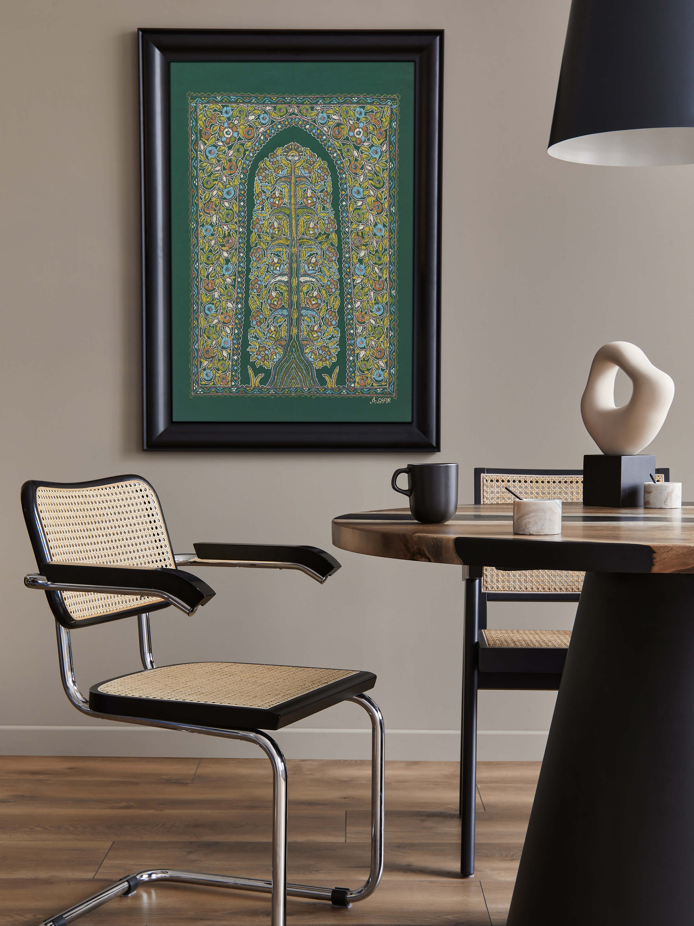 Side view of Rogan Castor Oil & Pigment Anubhav Painting highlighting its texture and detailed artwork