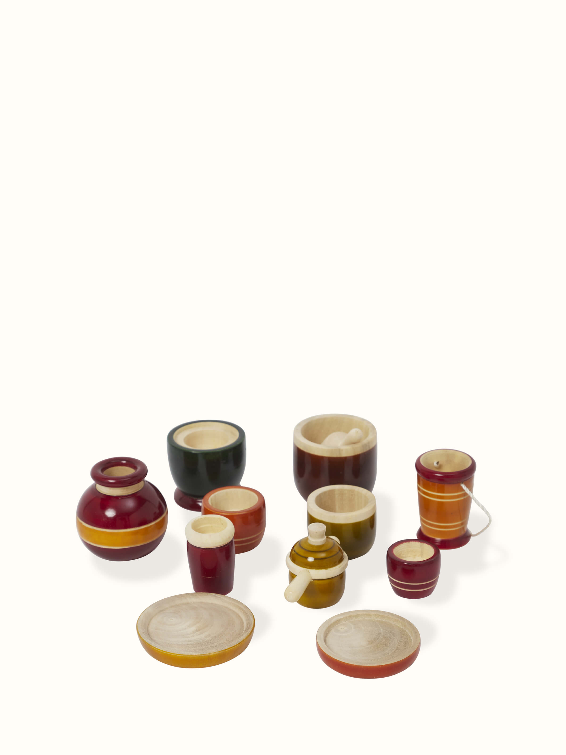 Side view of Channapatna wooden children's kitchen set