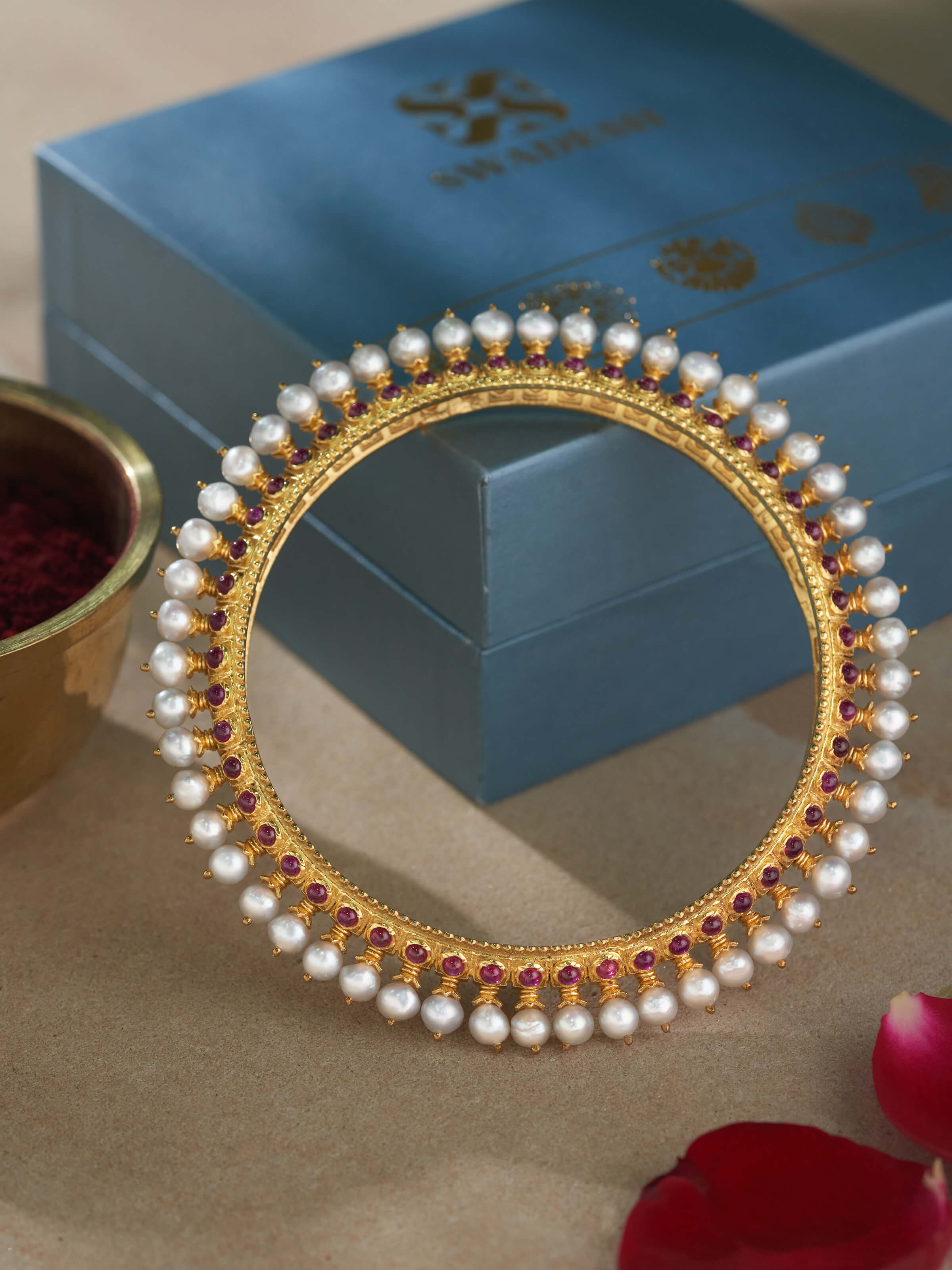 Alternative side perspective emphasizing the bangle’s smooth finish