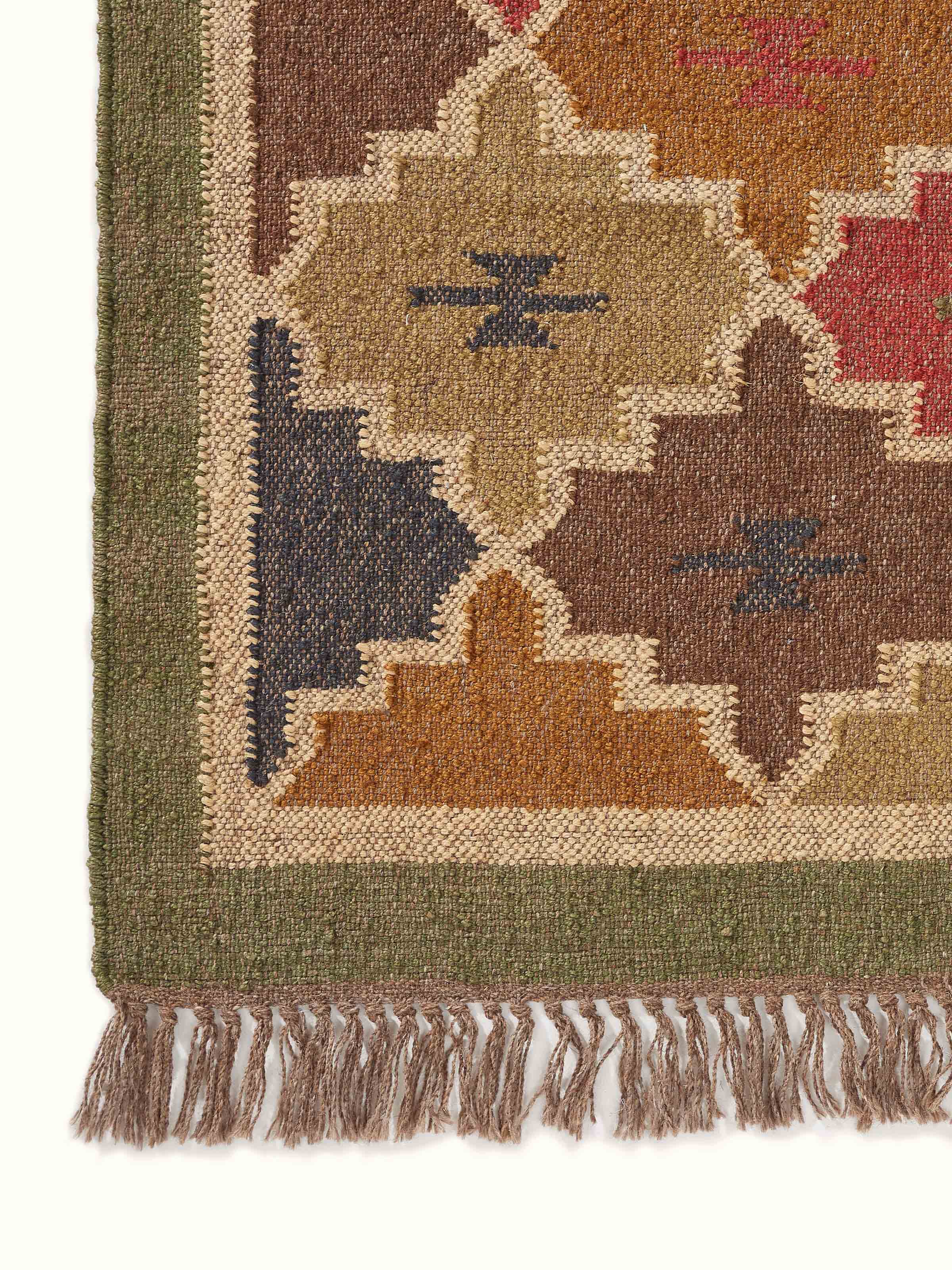 Front view of Geo Kilim Salawas Jute & Wool Panja Dhurrie highlighting the geometric design and color scheme.