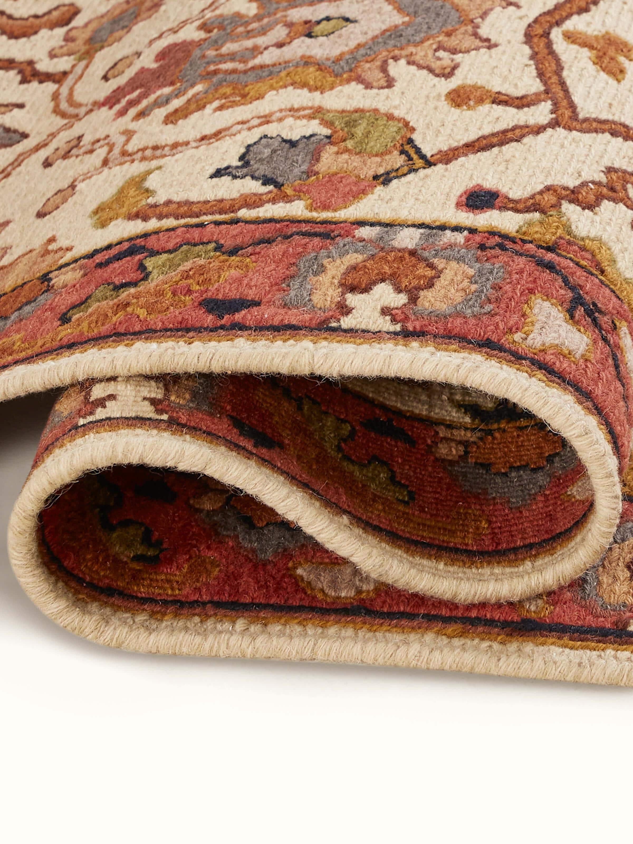 Oushak traditional off-white Bhadohi wool hand-knotted runner rug, close-up of pattern.